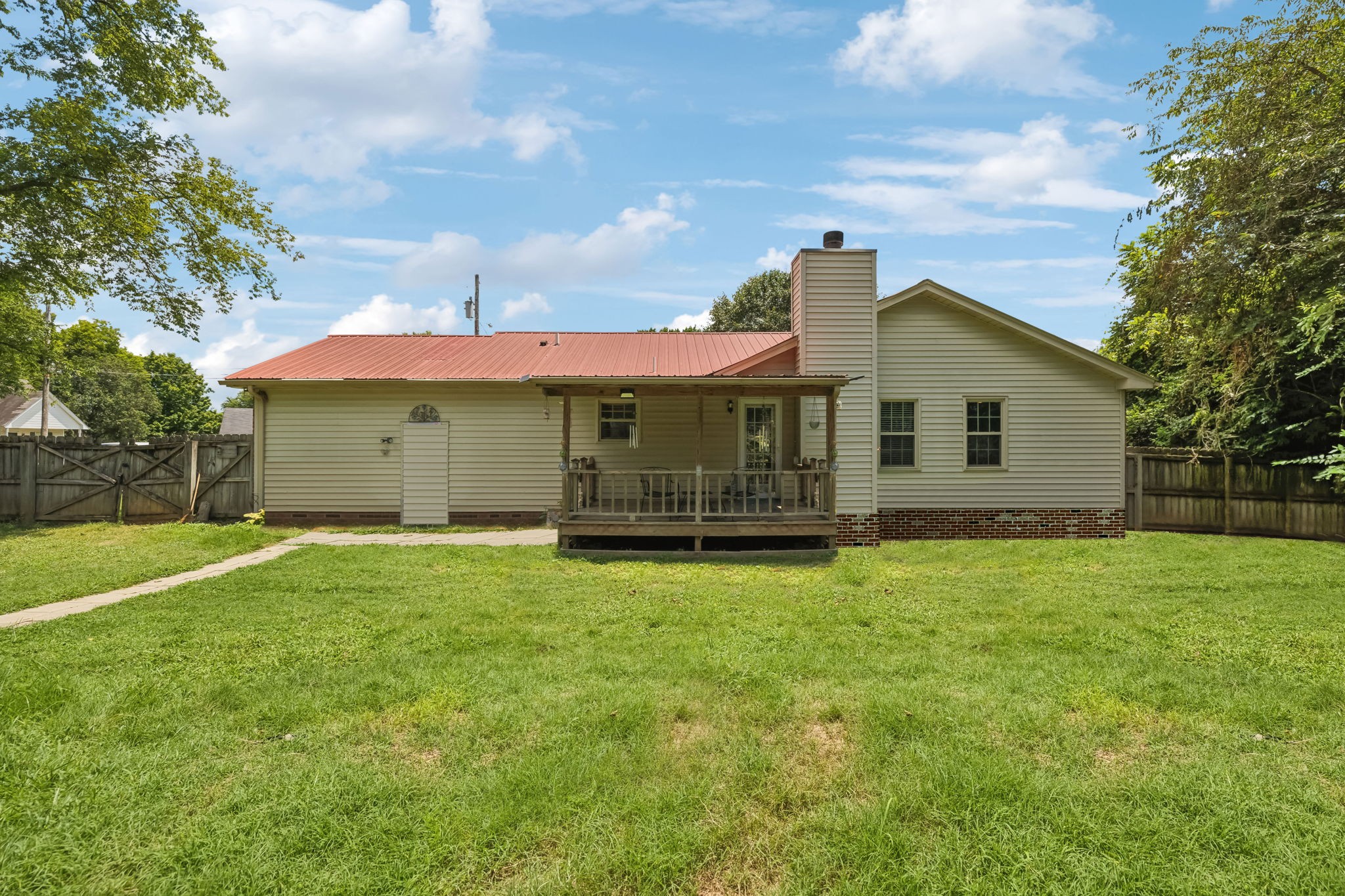 121 Matt Ct