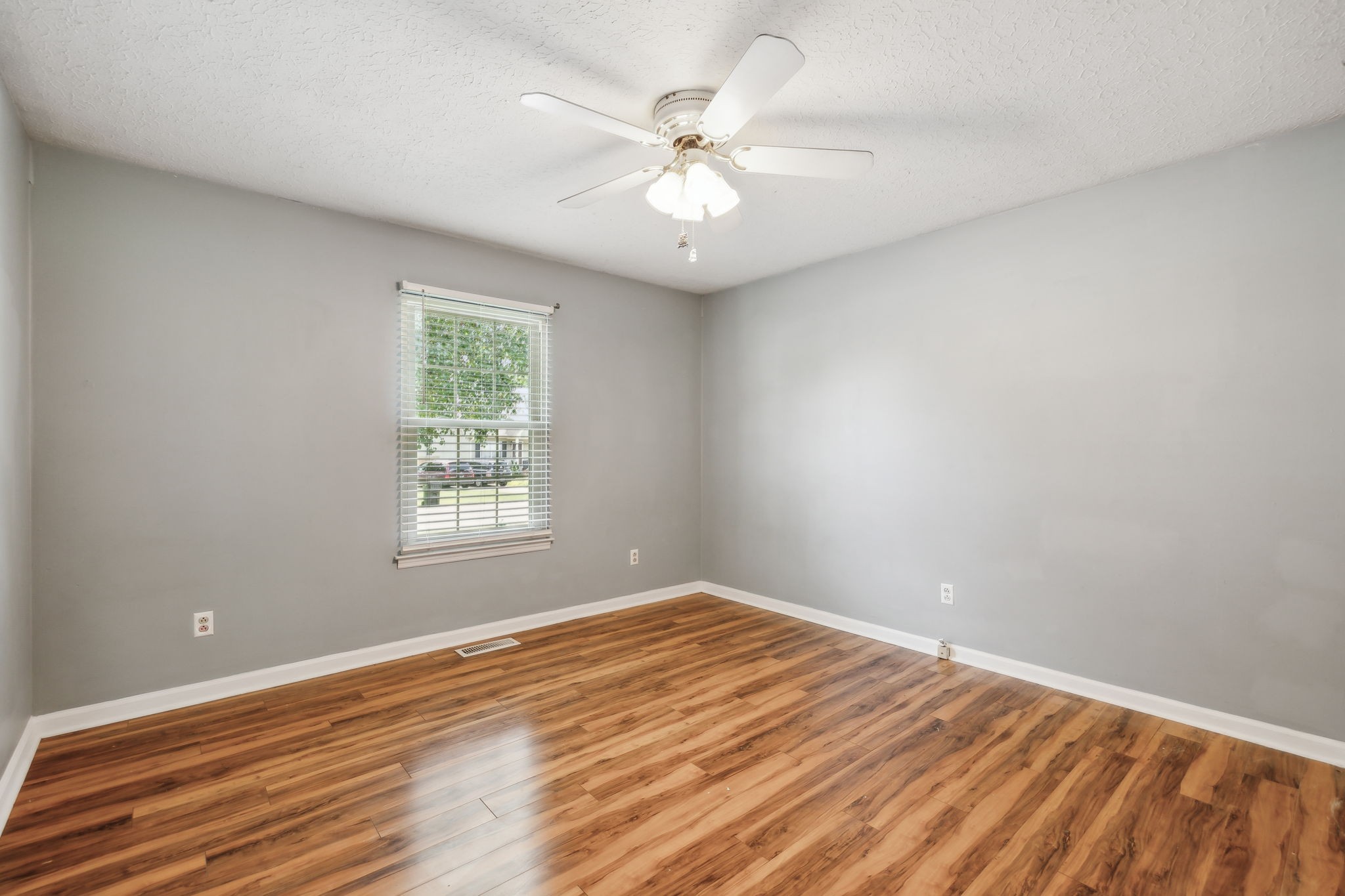 121 Matt Ct