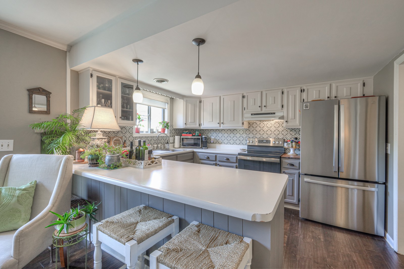 236 Lake Chateau Dr