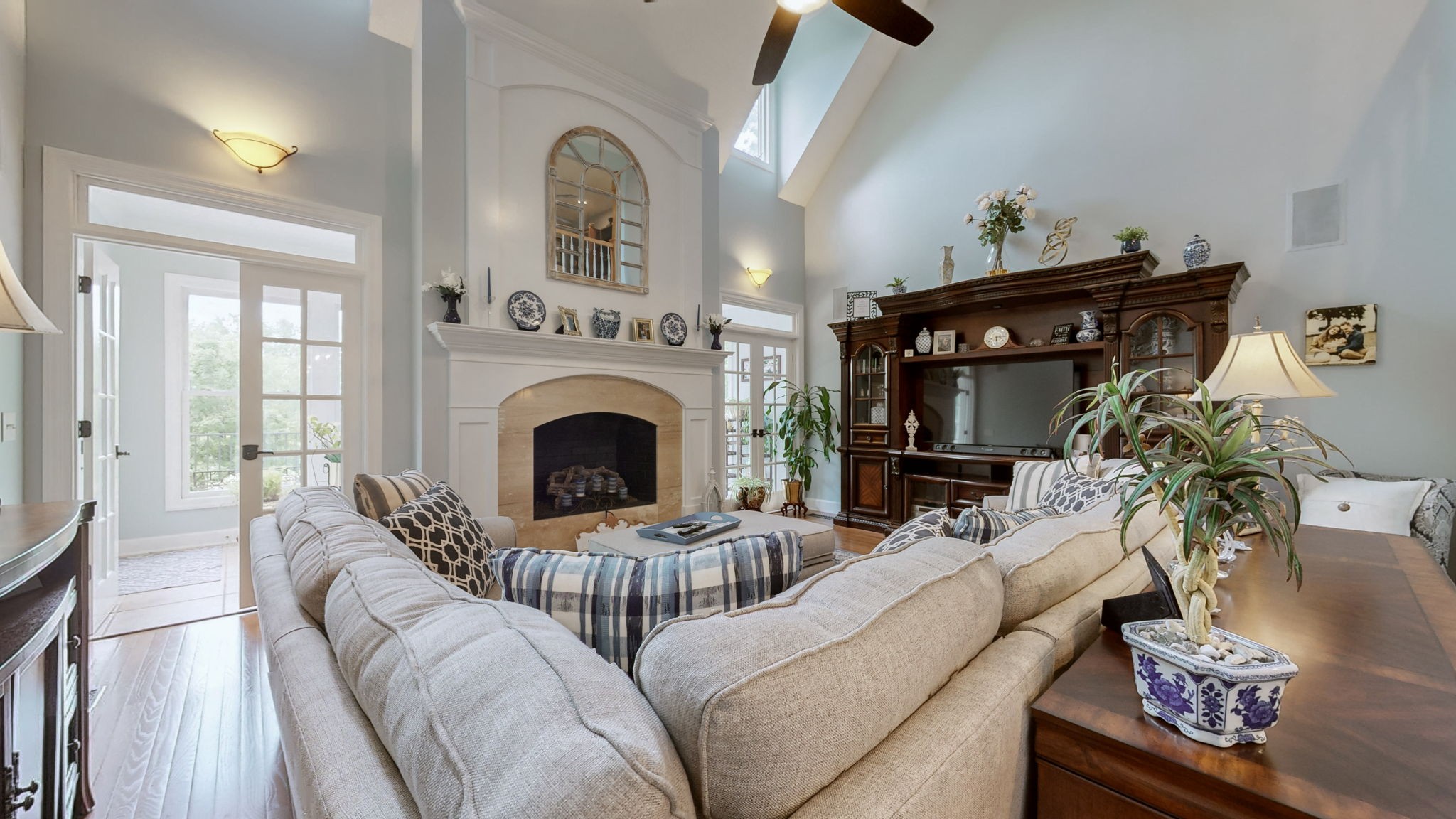 1919 Appomattox Dr