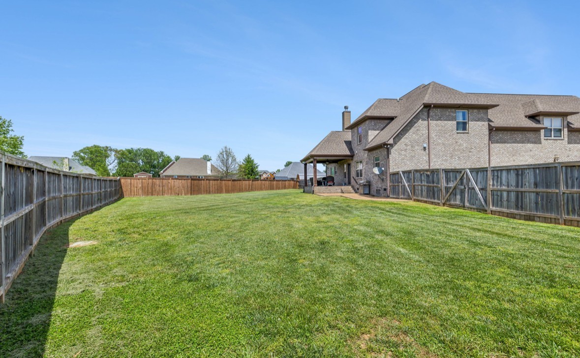 112 Stonefield Dr