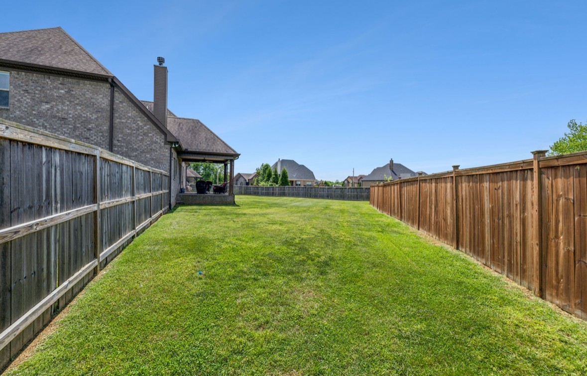 112 Stonefield Dr
