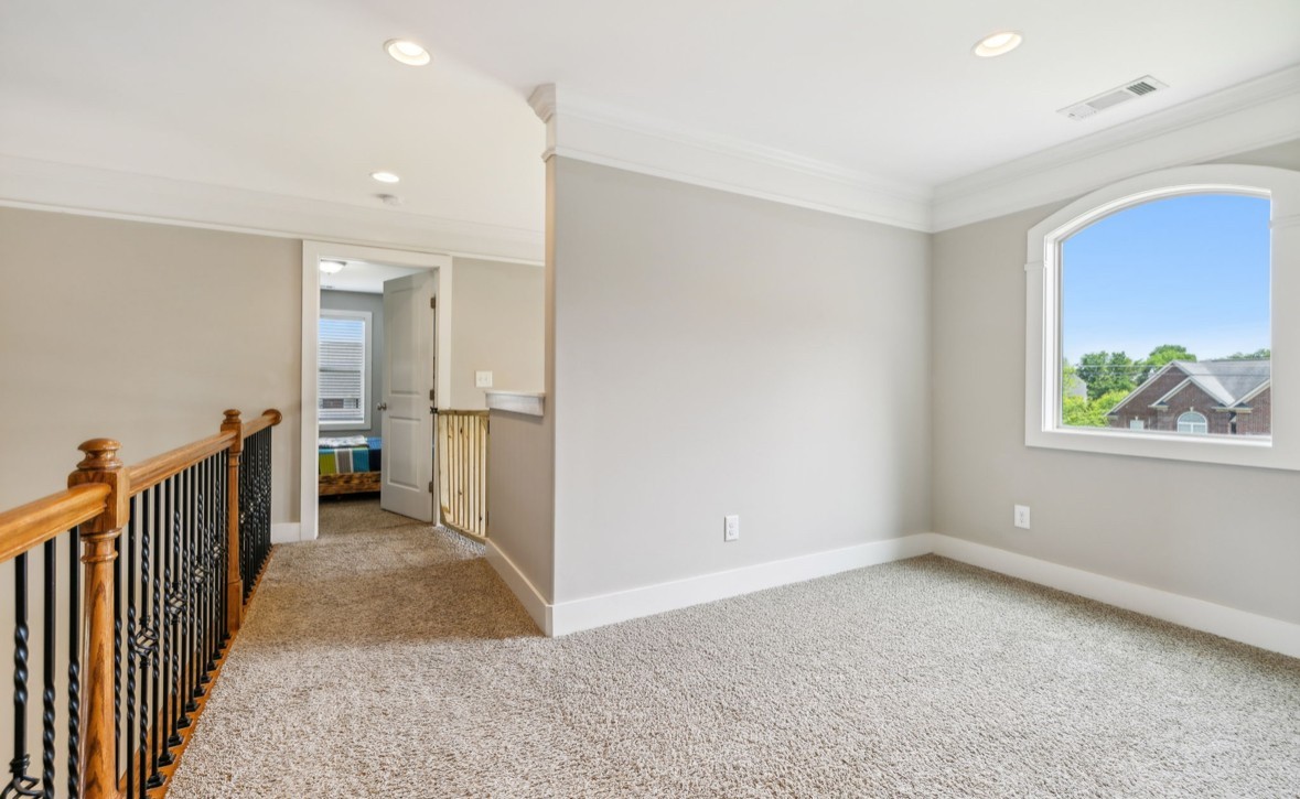 112 Stonefield Dr