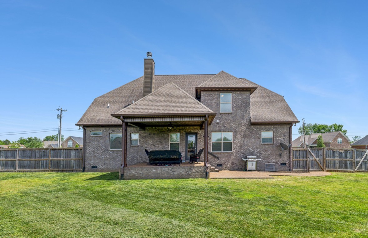 112 Stonefield Dr