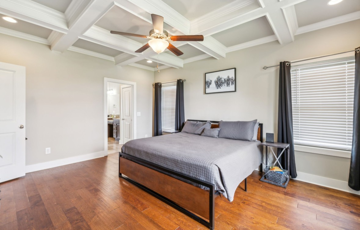112 Stonefield Dr