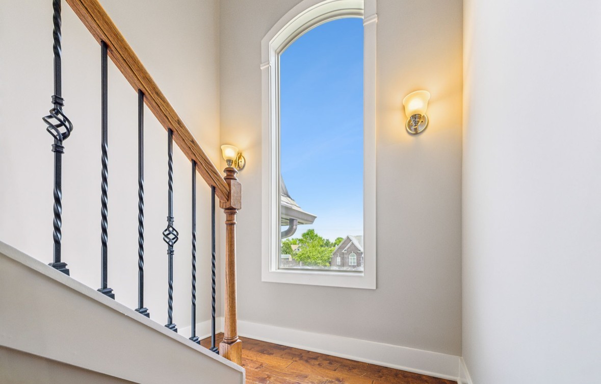 112 Stonefield Dr