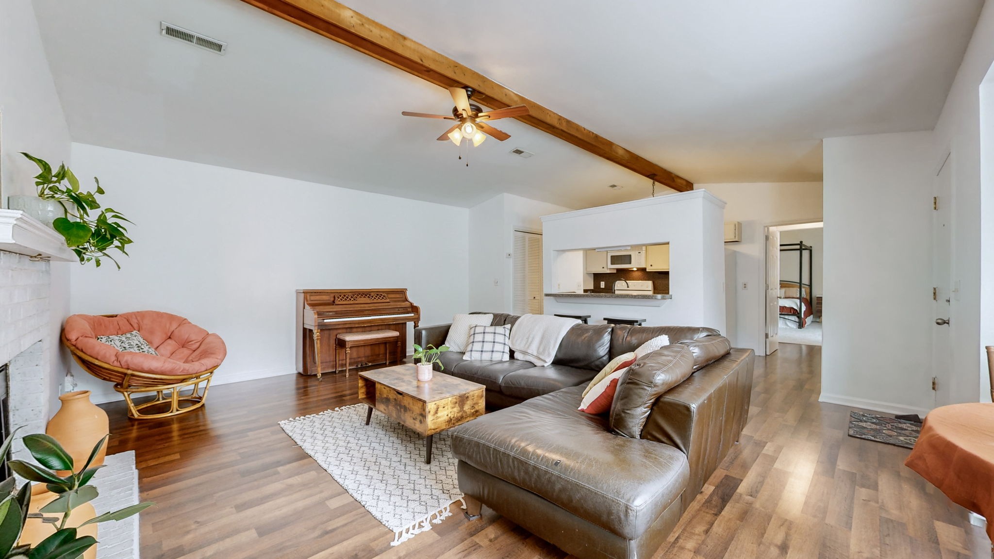 3028 Casa Dr