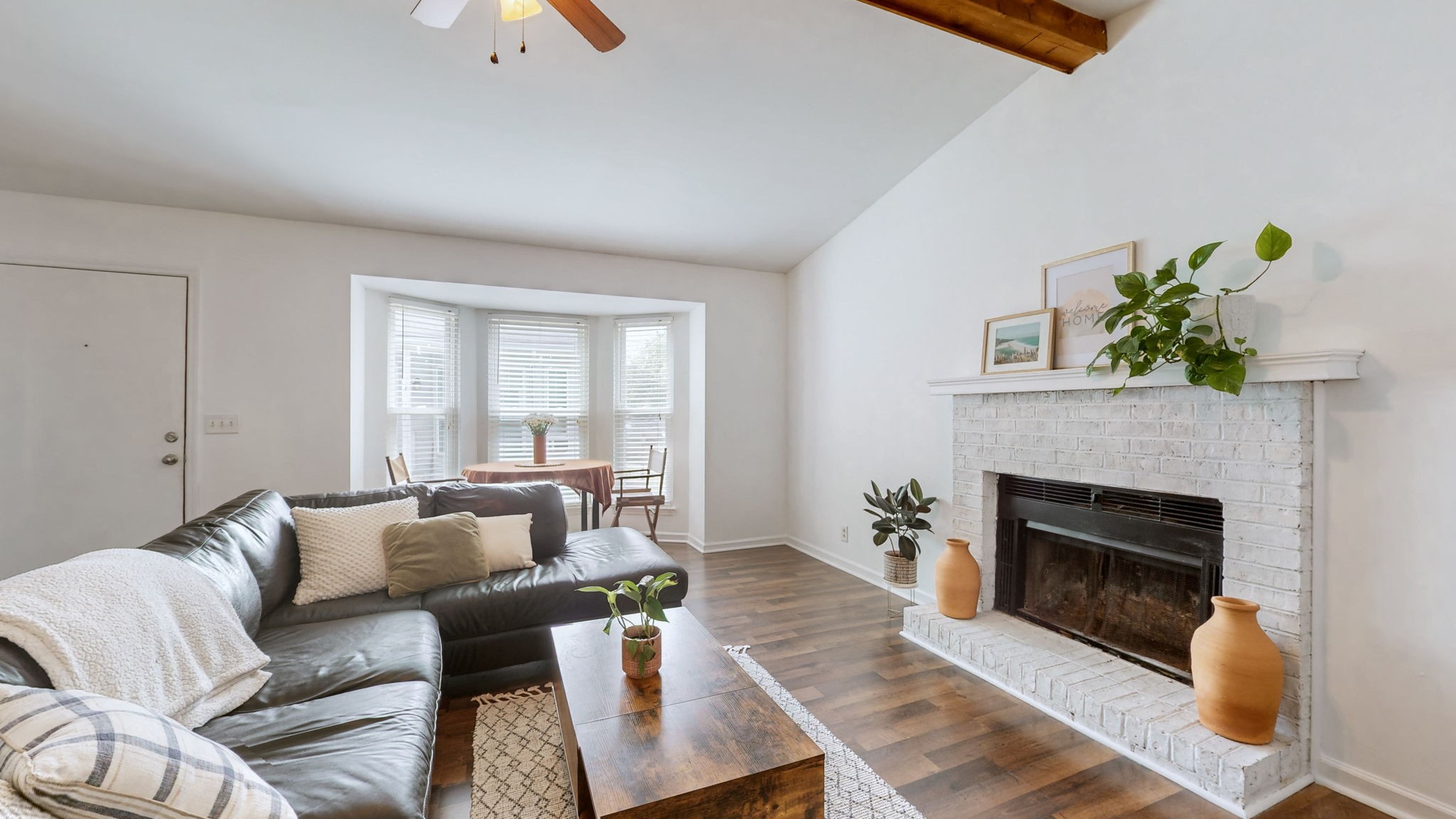 3028 Casa Dr
