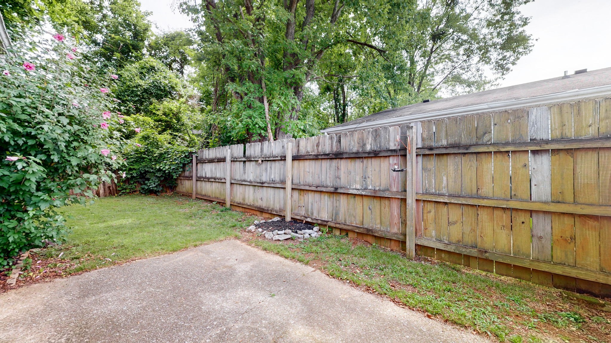 3028 Casa Dr