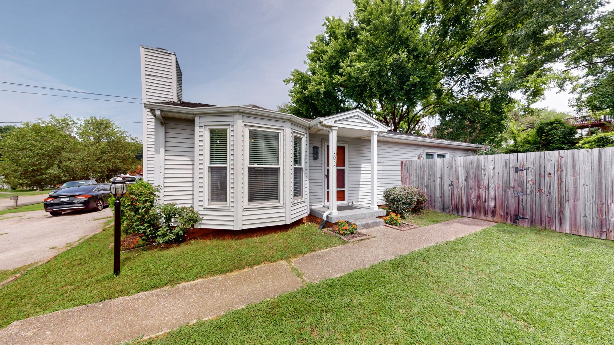 3028 Casa Dr