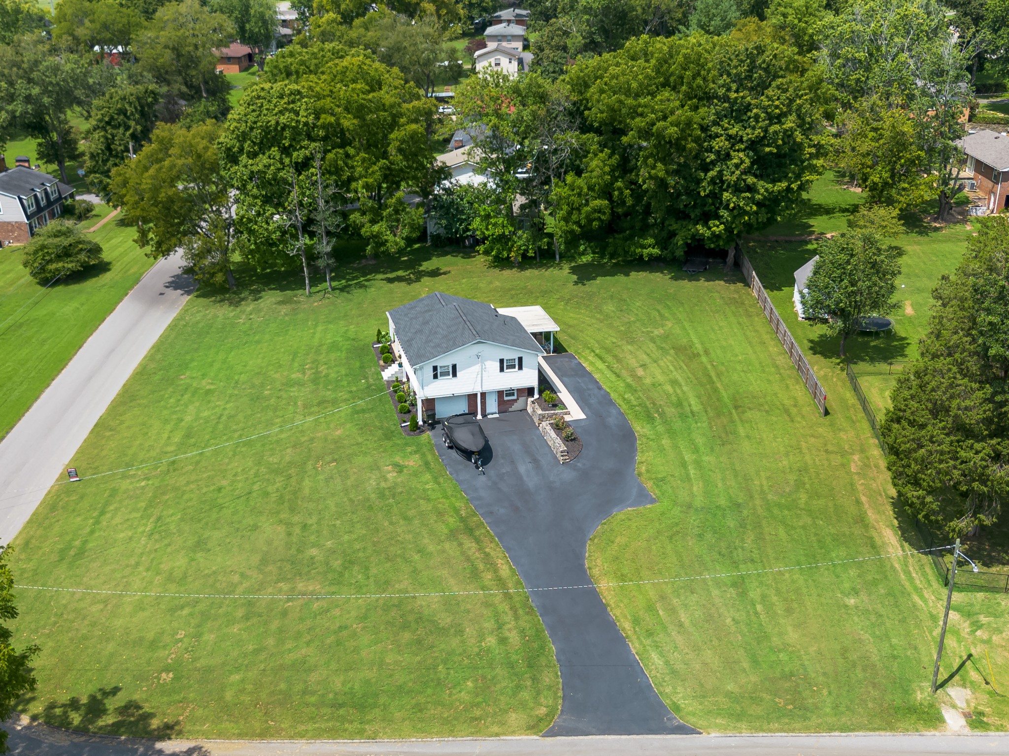 136 Wayne St