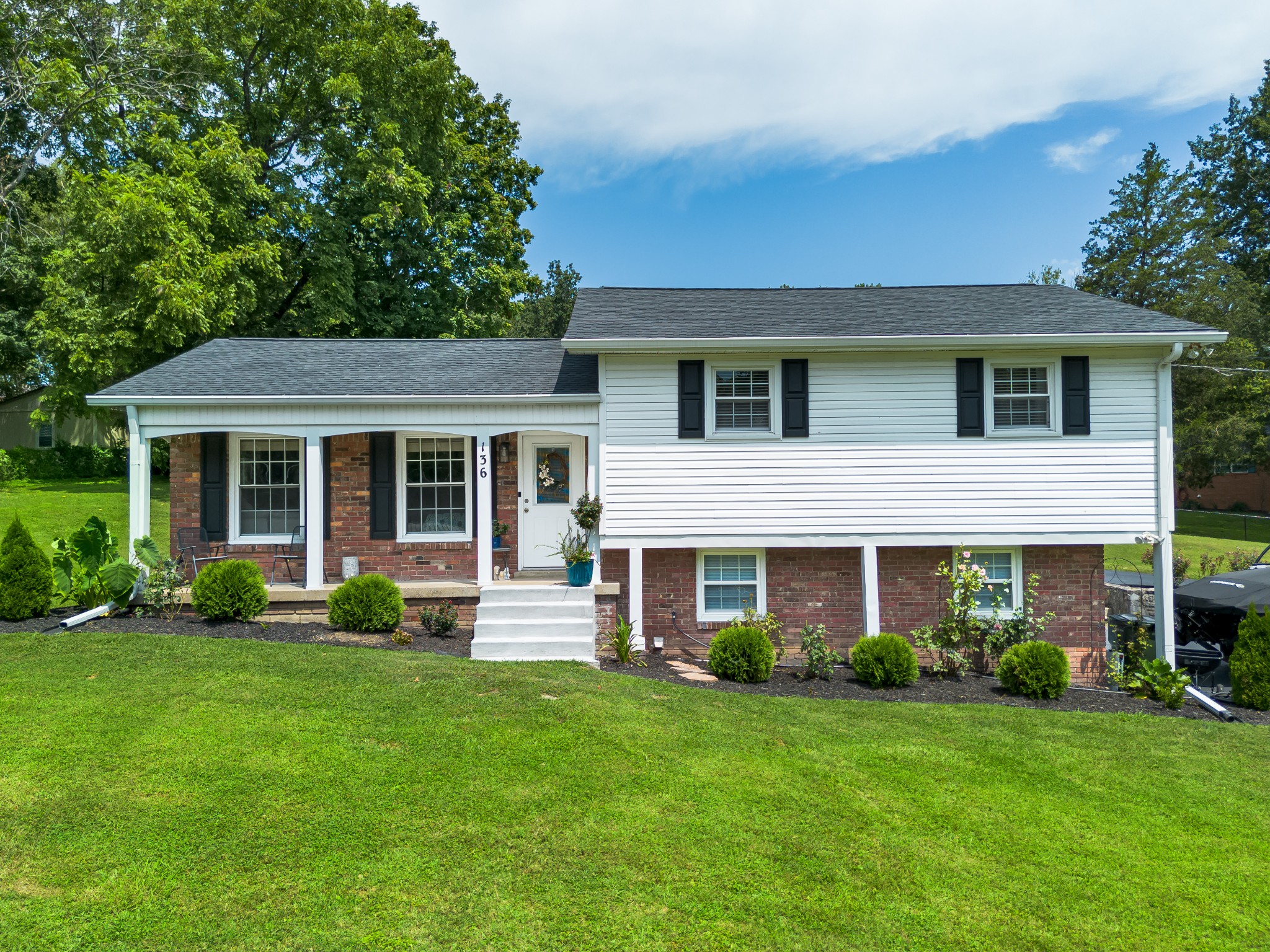 136 Wayne St