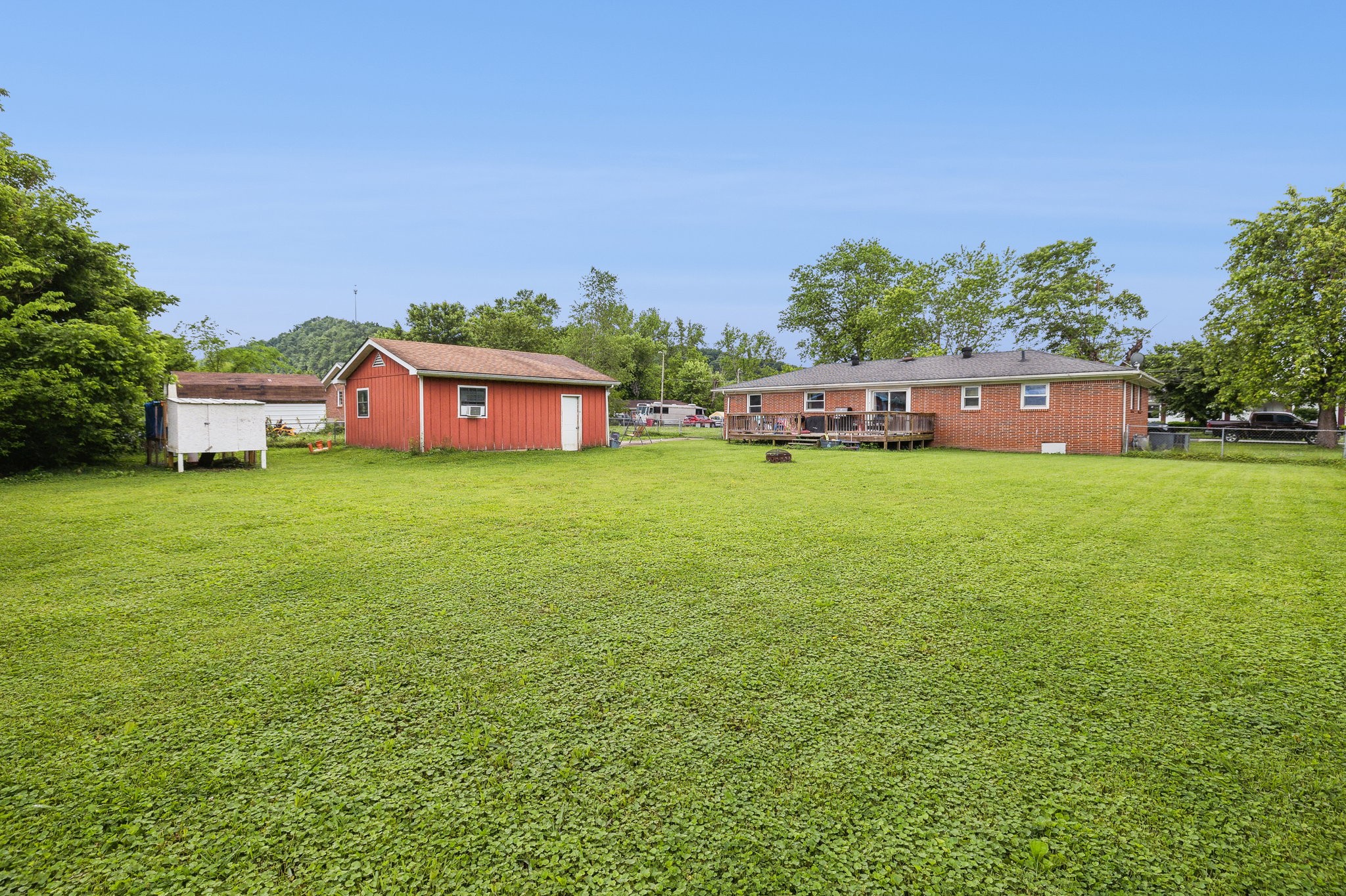 108 Riverside Dr