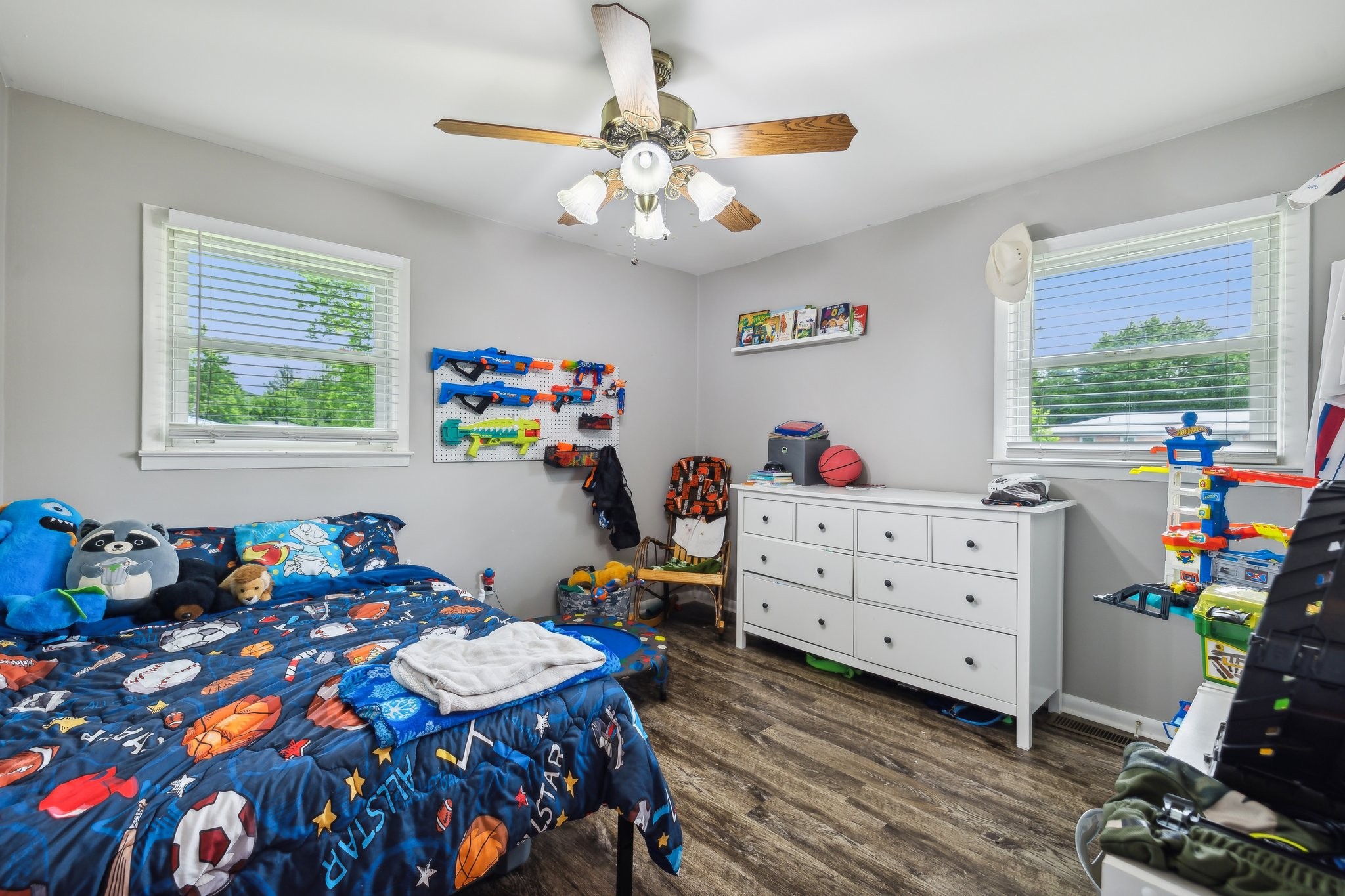108 Riverside Dr