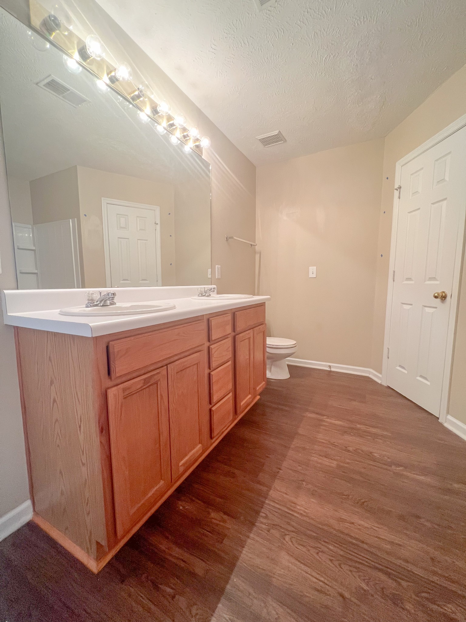 1817 Antebellum Dr