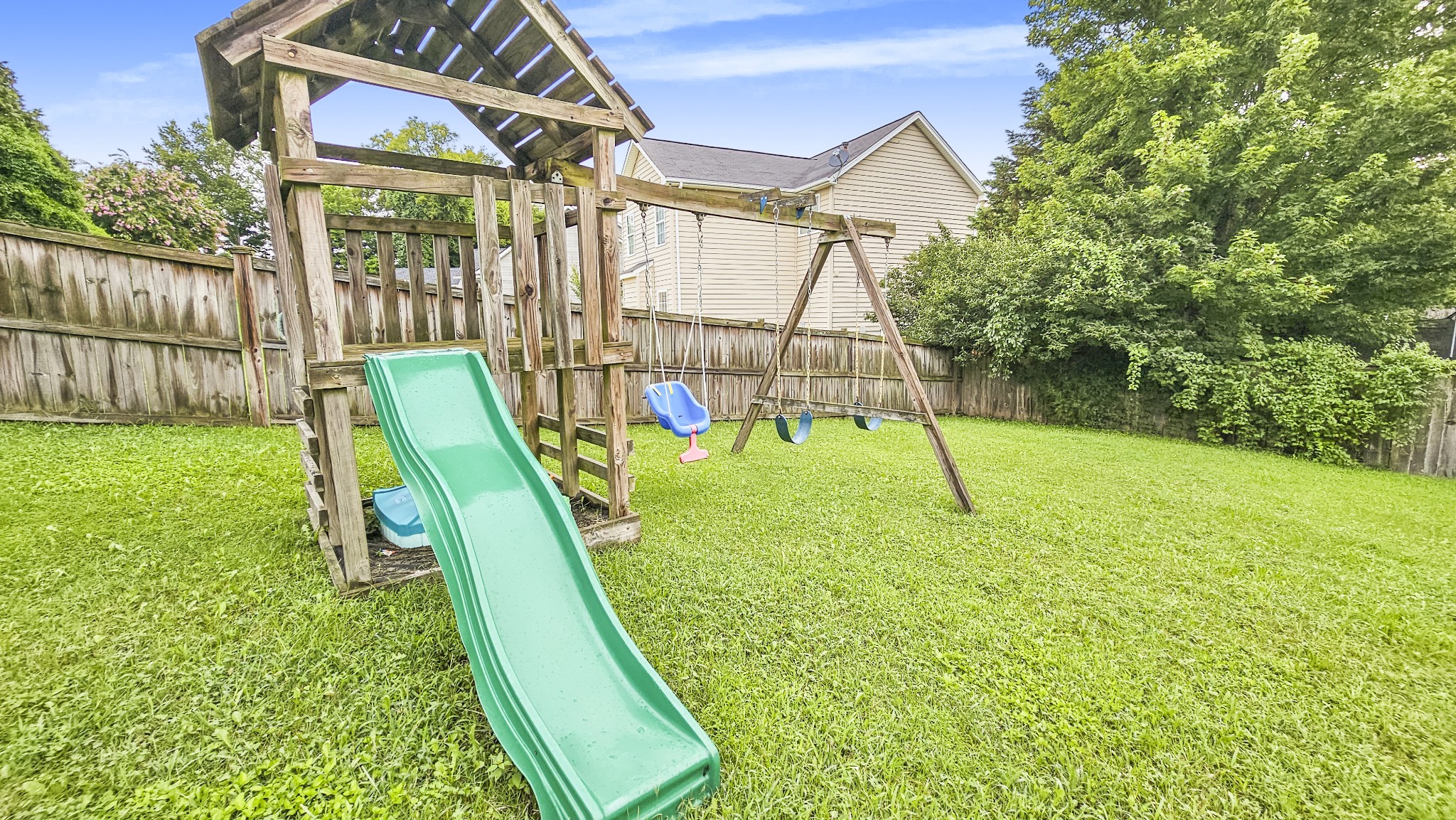 913 Legacy Park Rd
