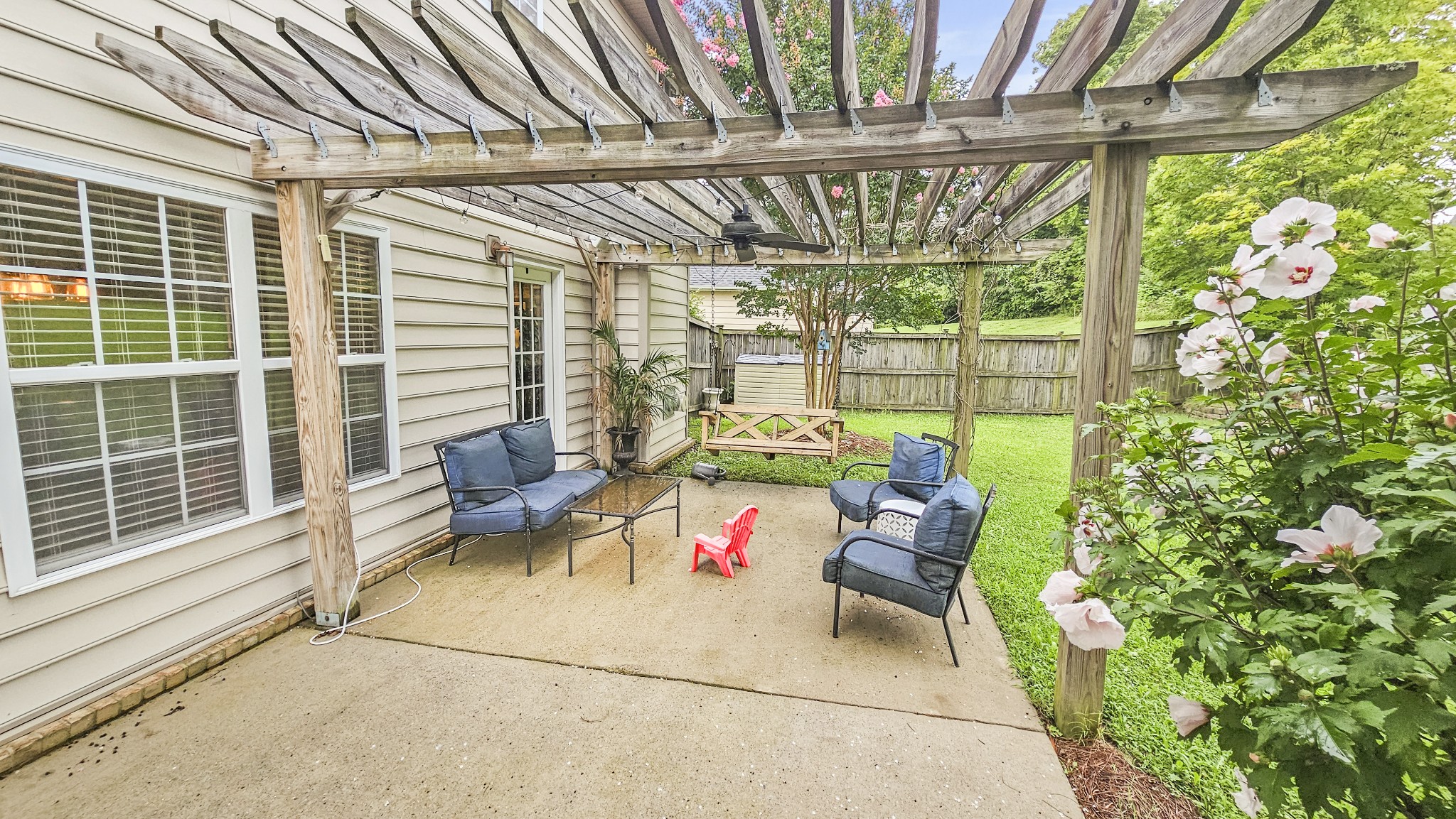 913 Legacy Park Rd