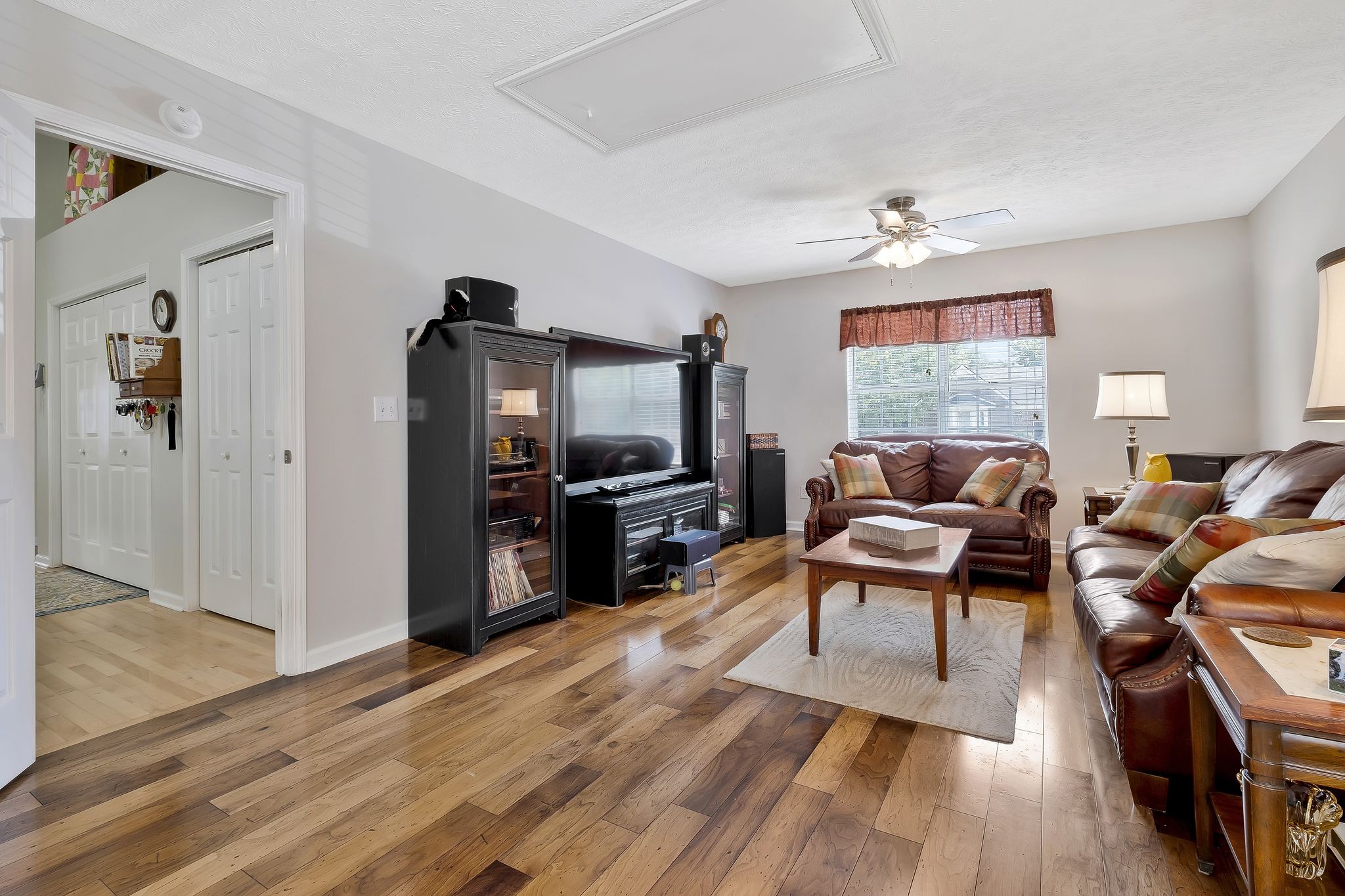 2176 Riverway Dr
