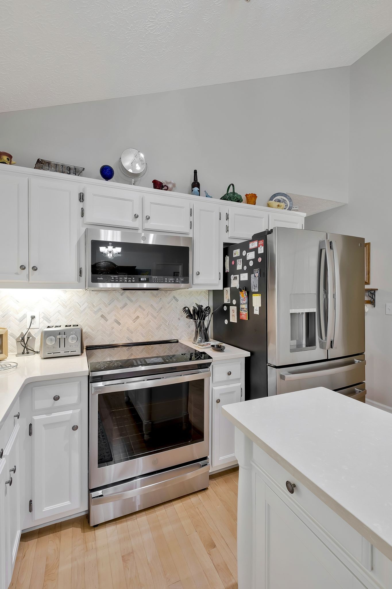 2176 Riverway Dr
