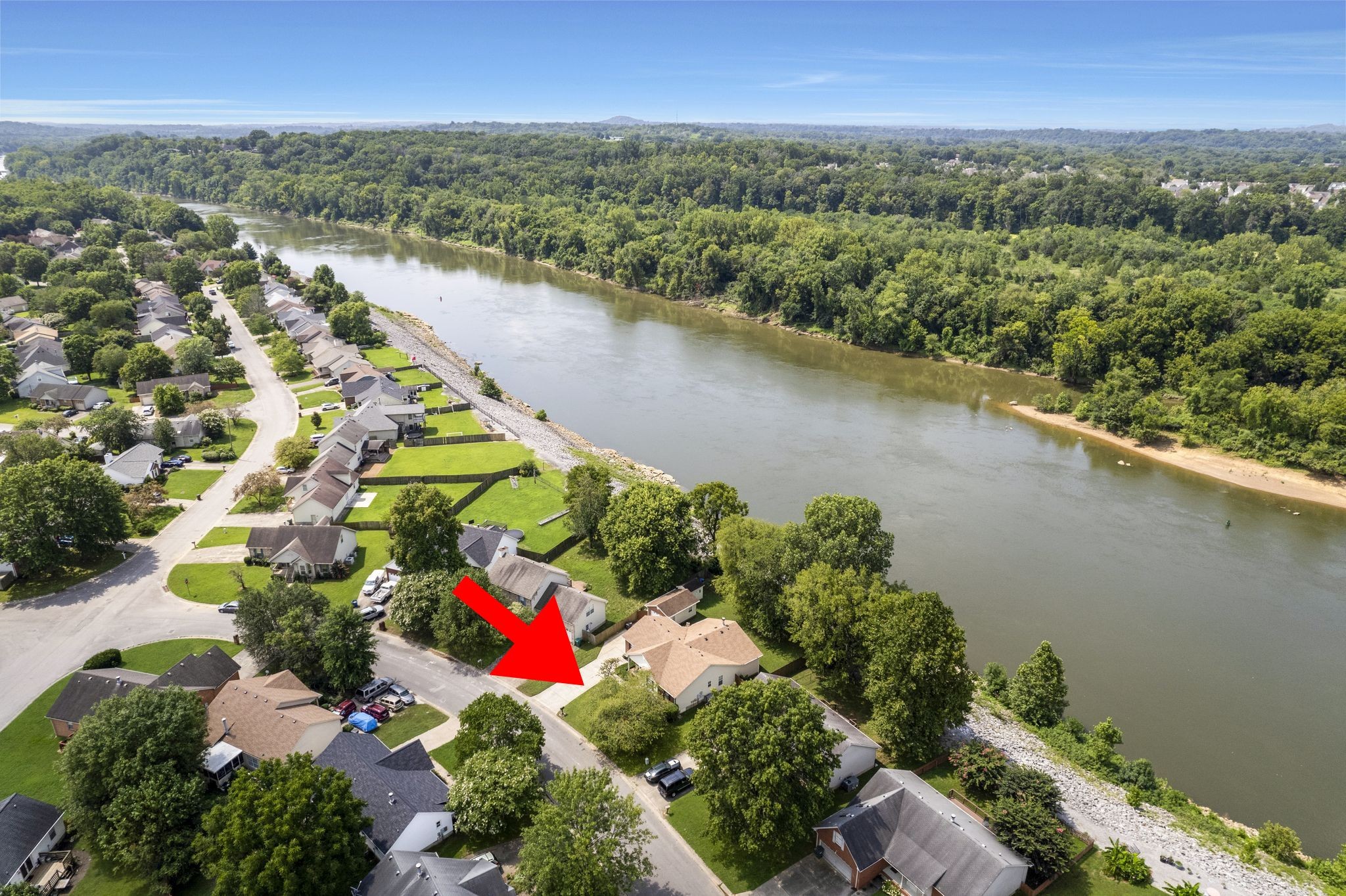 2176 Riverway Dr