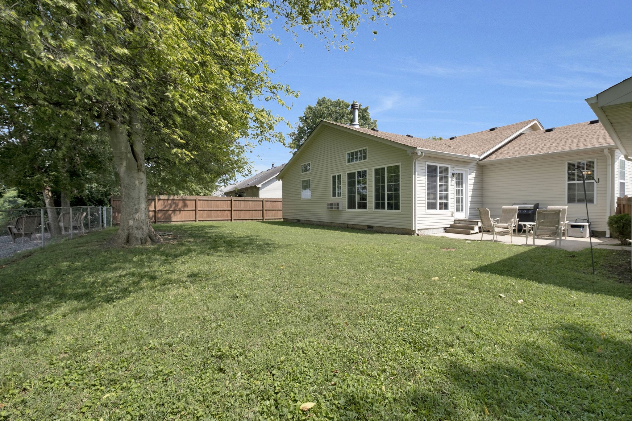 2176 Riverway Dr