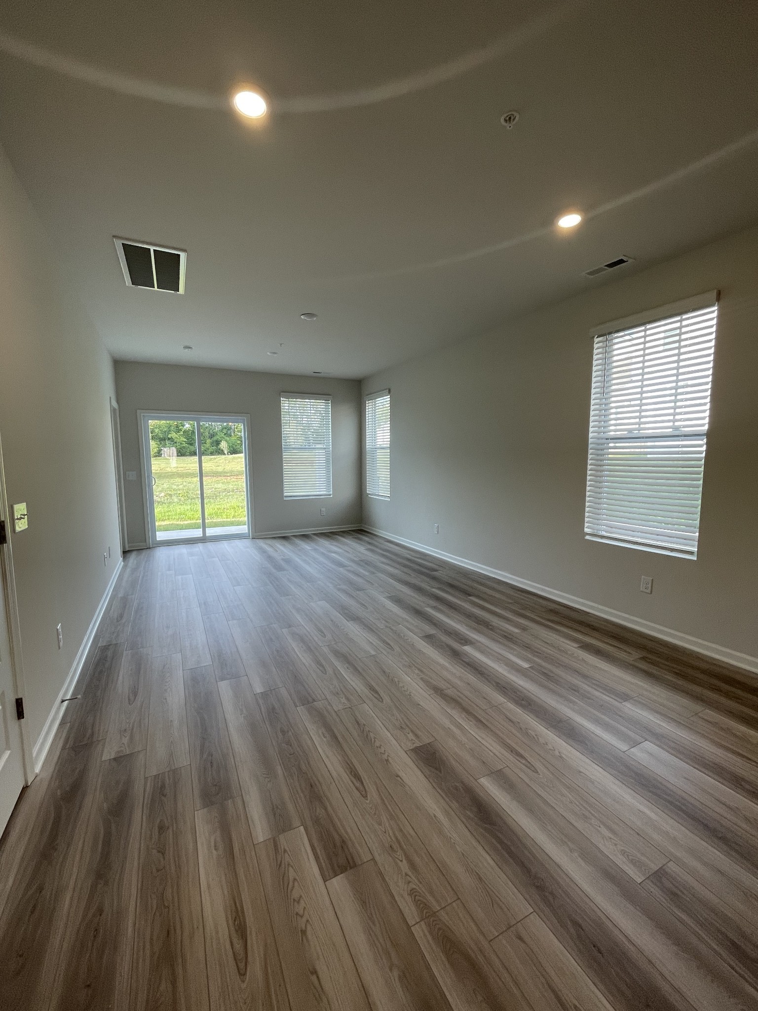 558 Trinity Way
