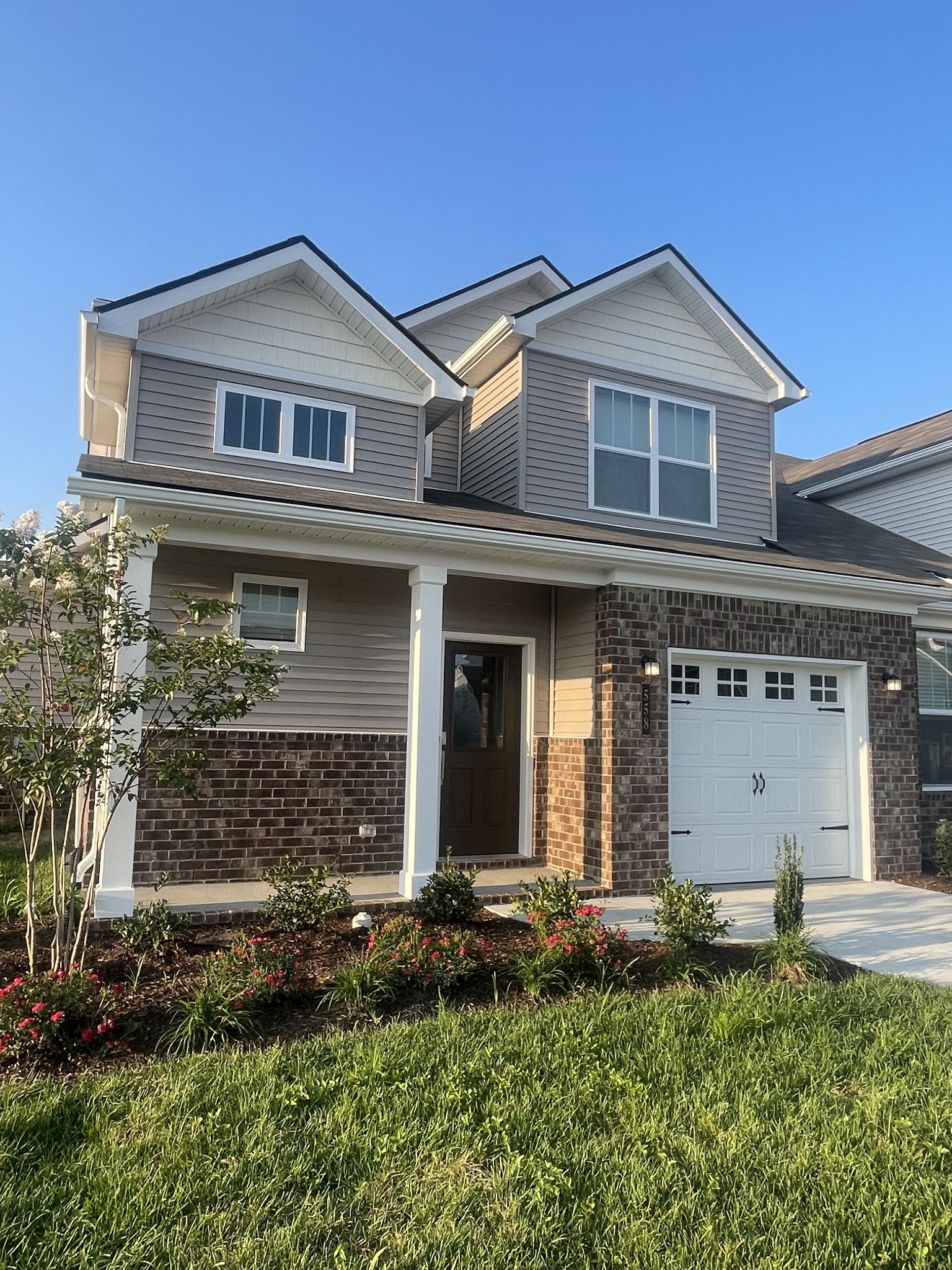 558 Trinity Way