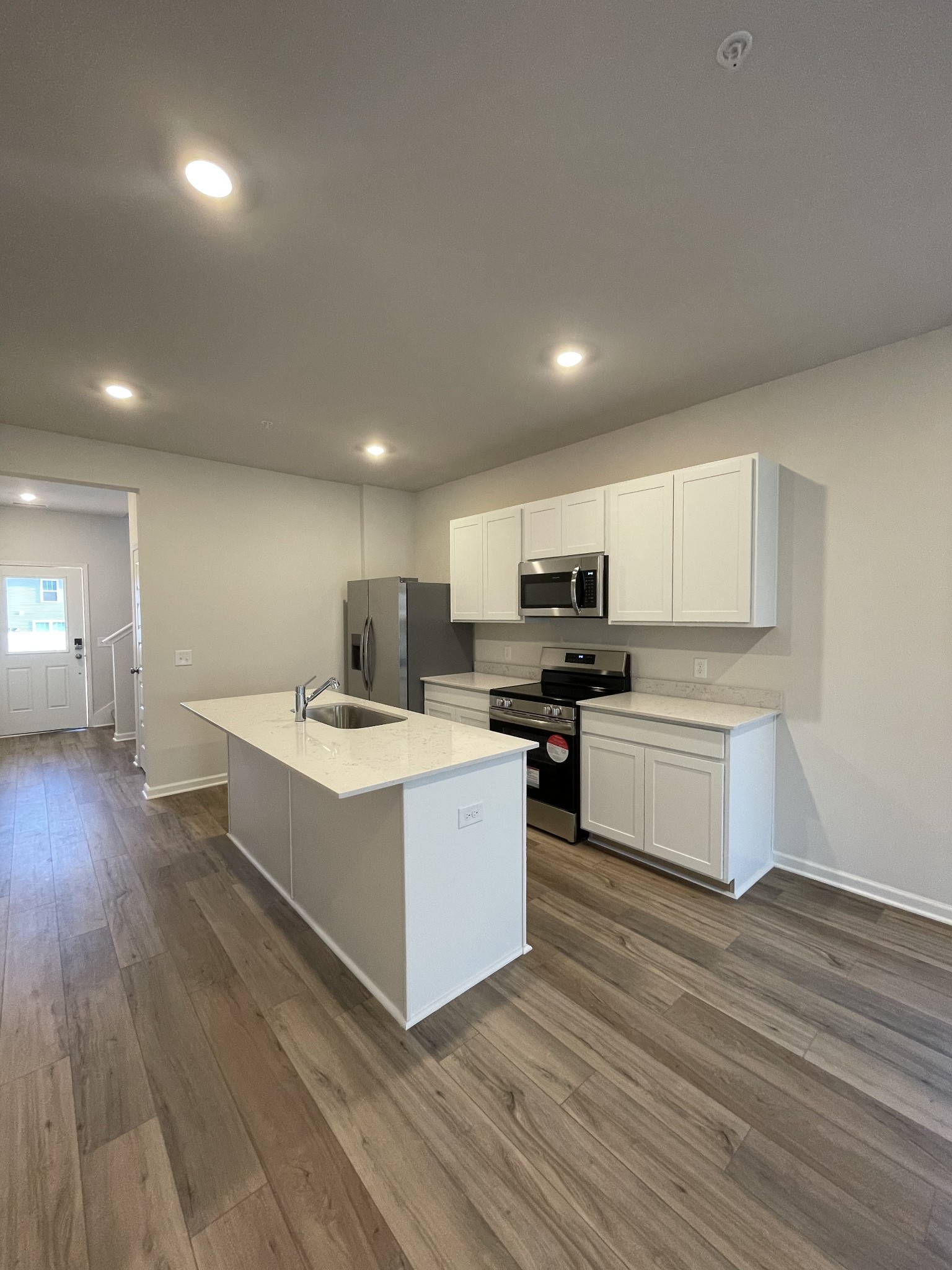 558 Trinity Way