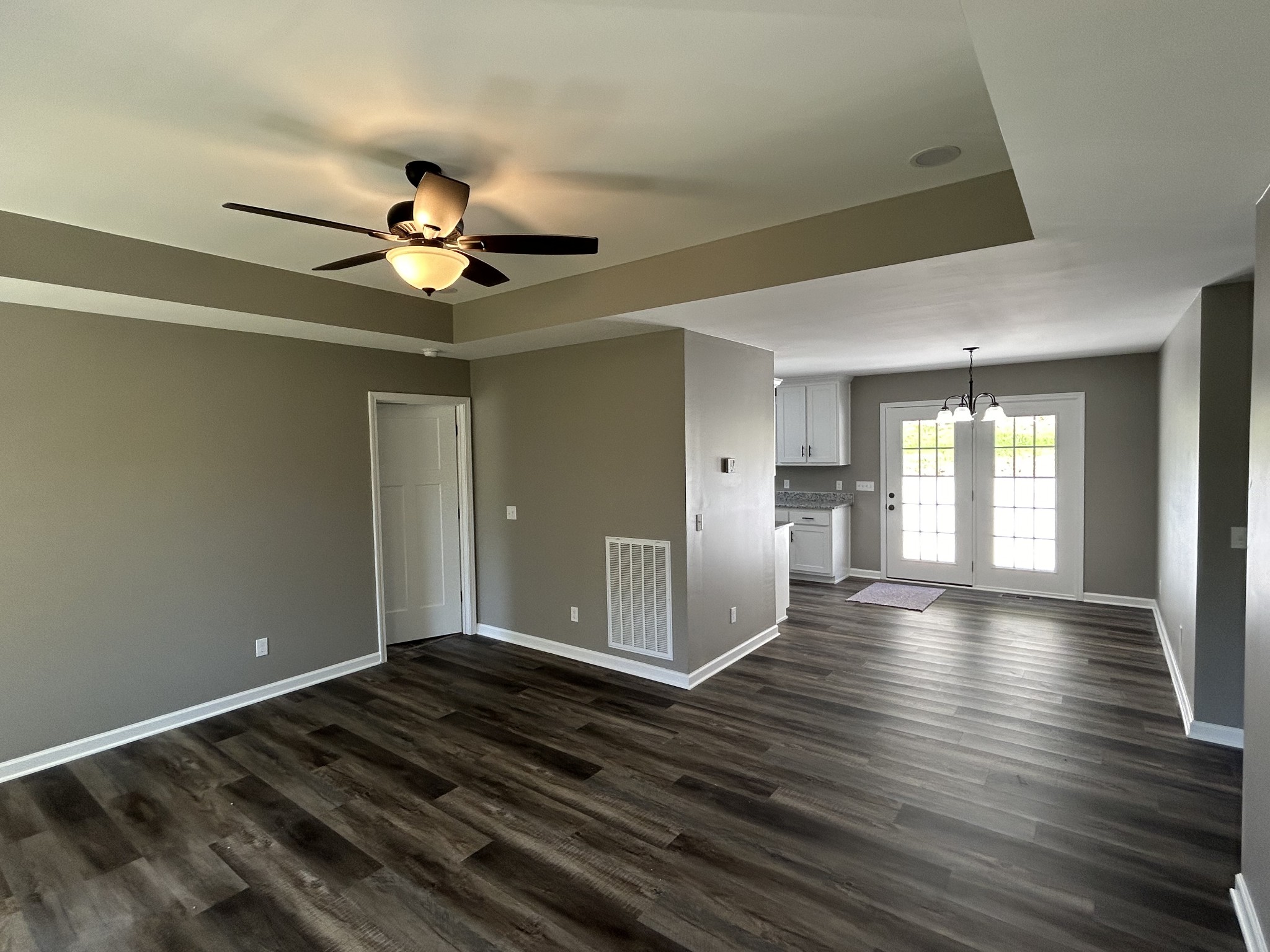 326 Leo Whitley Rd