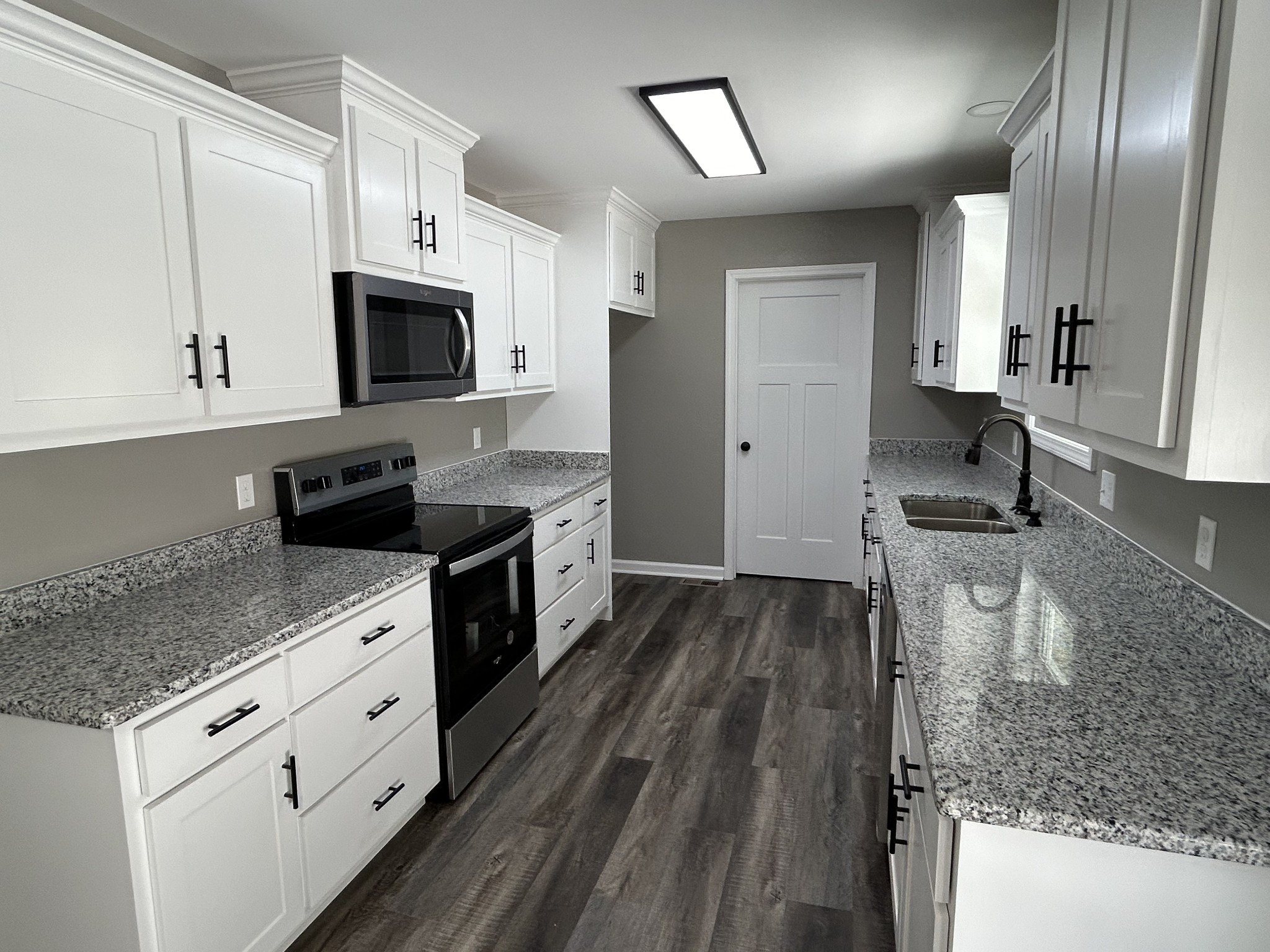 326 Leo Whitley Rd