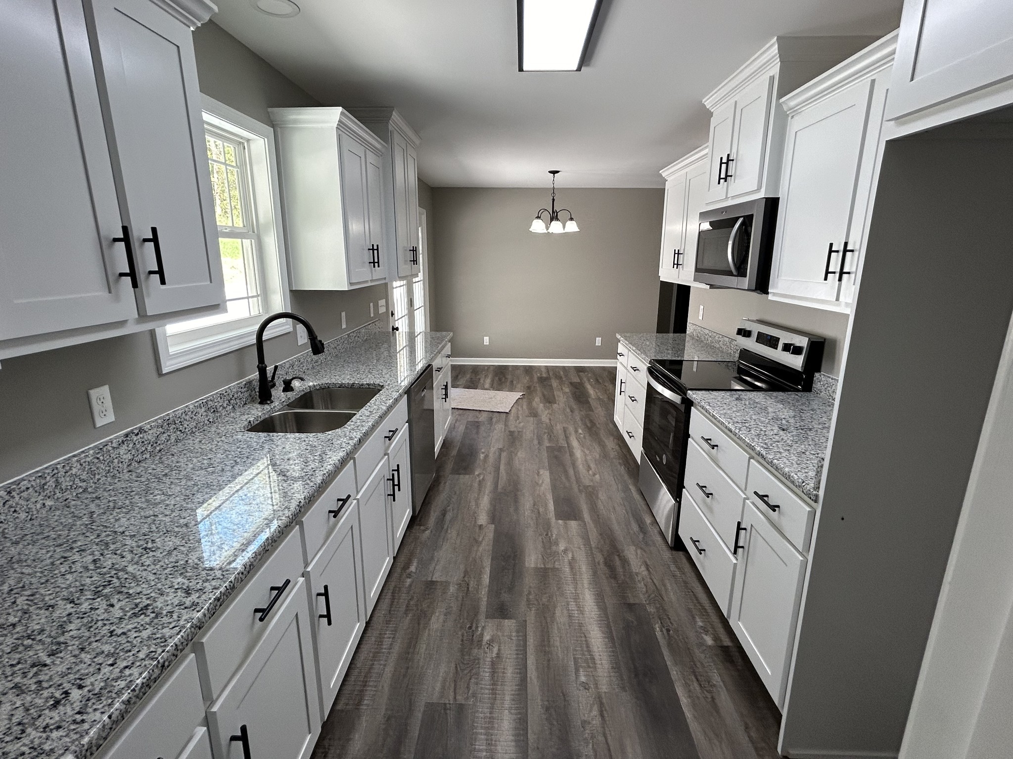 326 Leo Whitley Rd