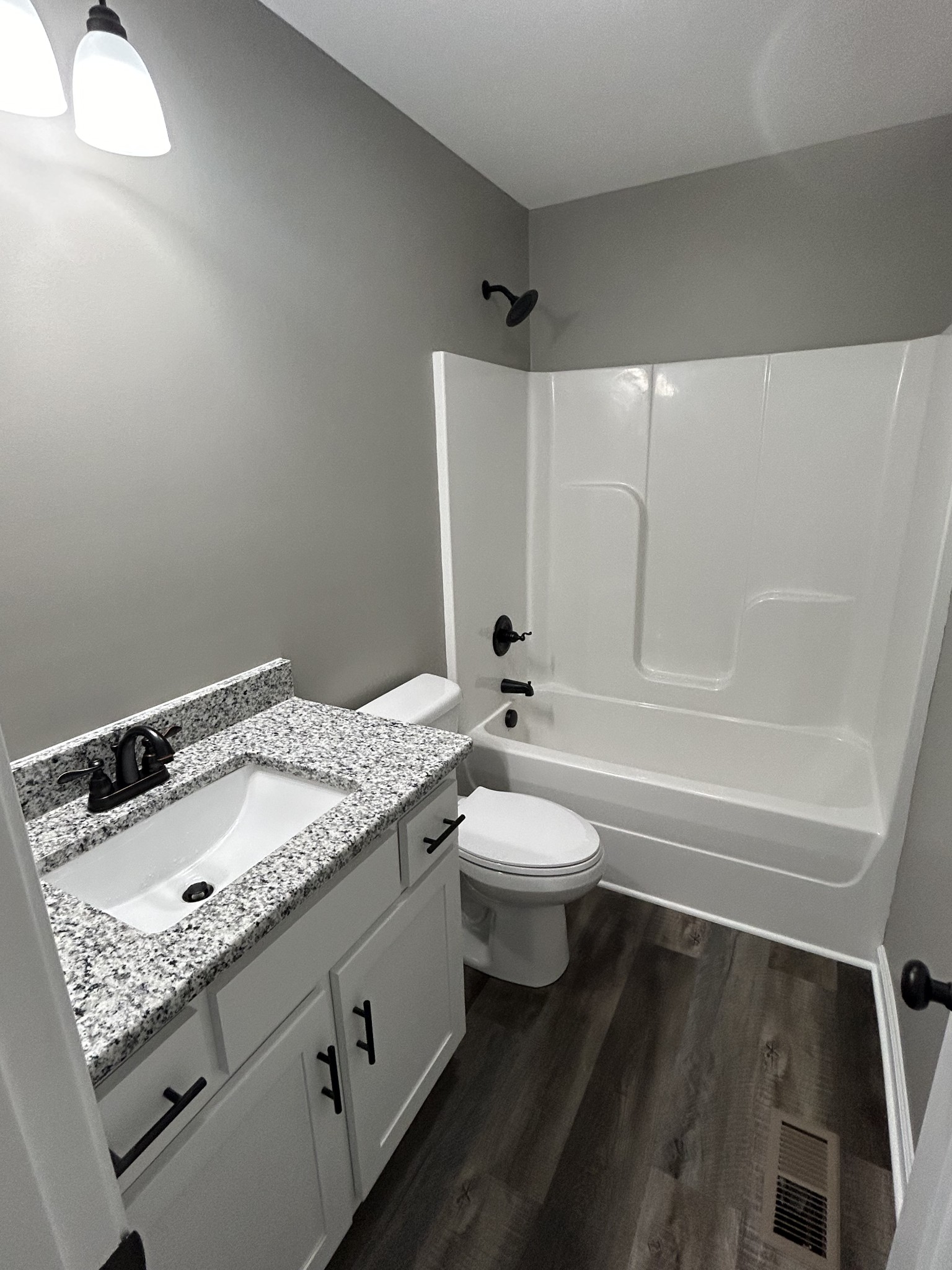326 Leo Whitley Rd