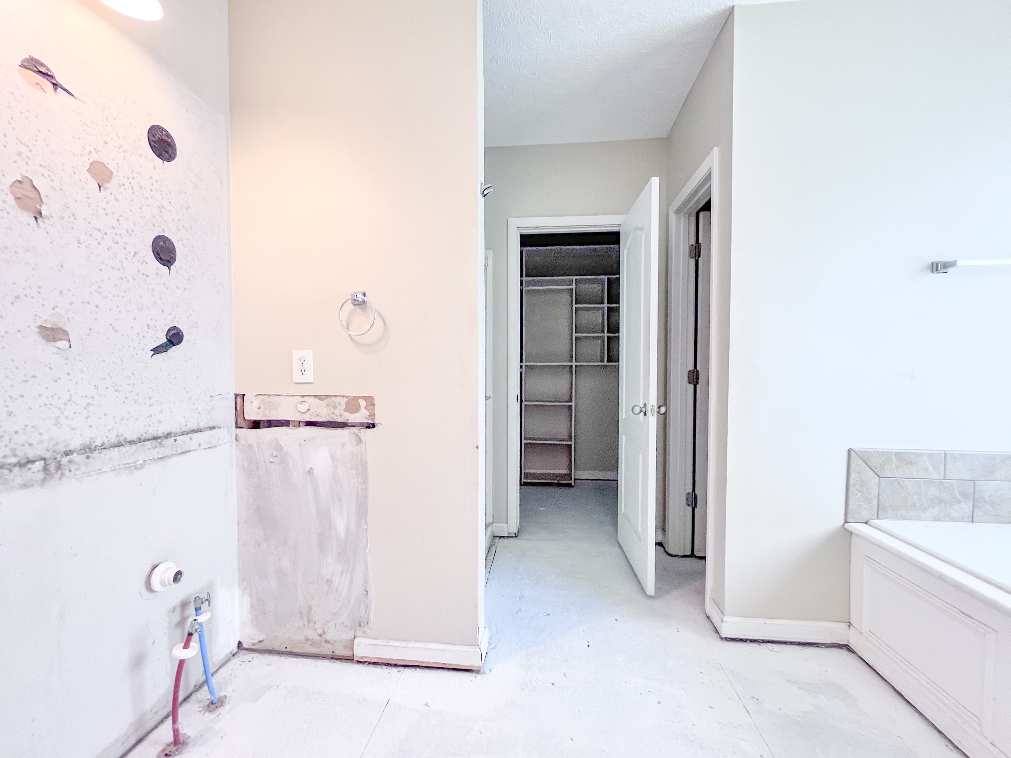 120 Kestrel Cir