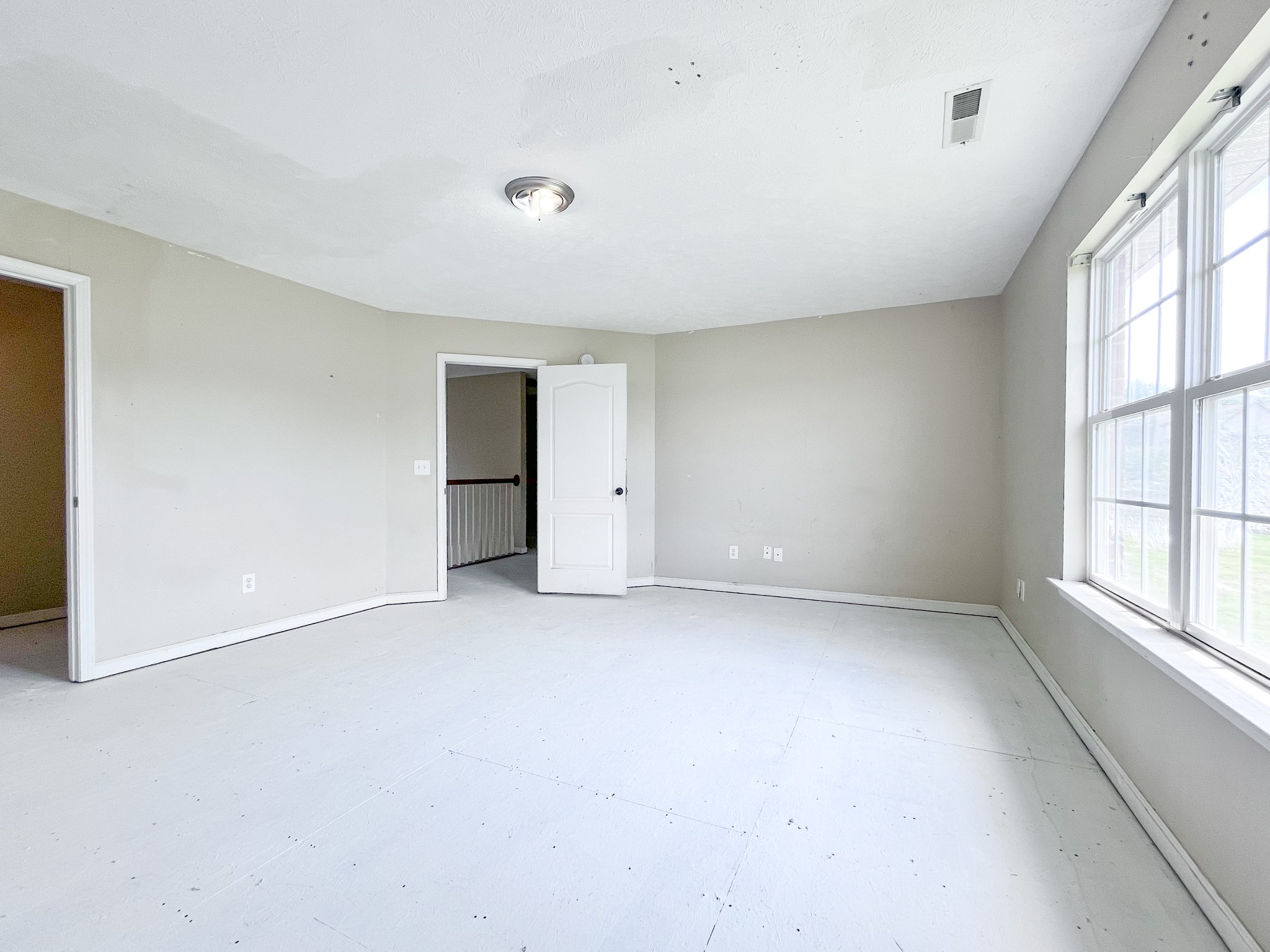 120 Kestrel Cir