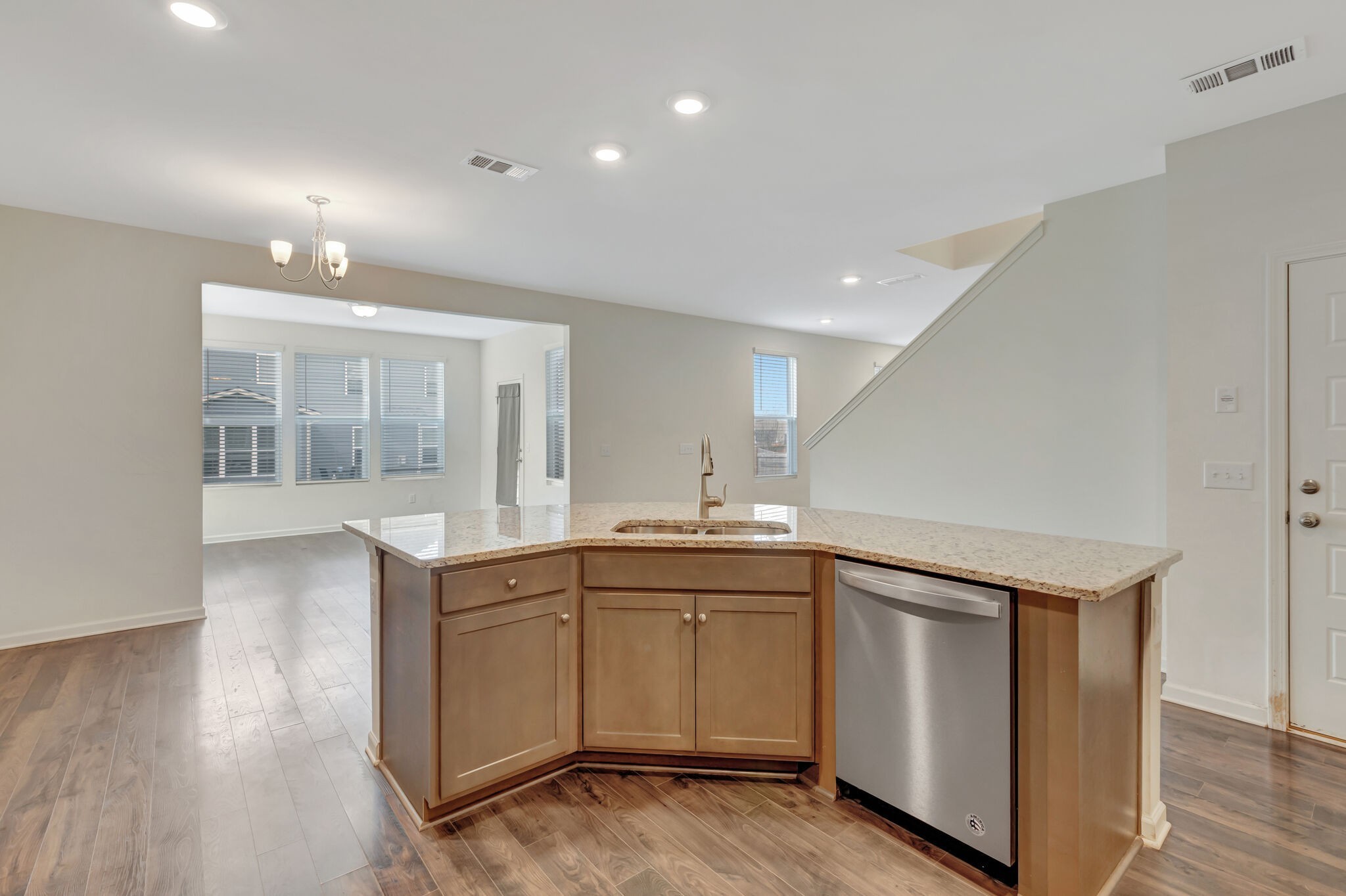 2871 Meadow Gln