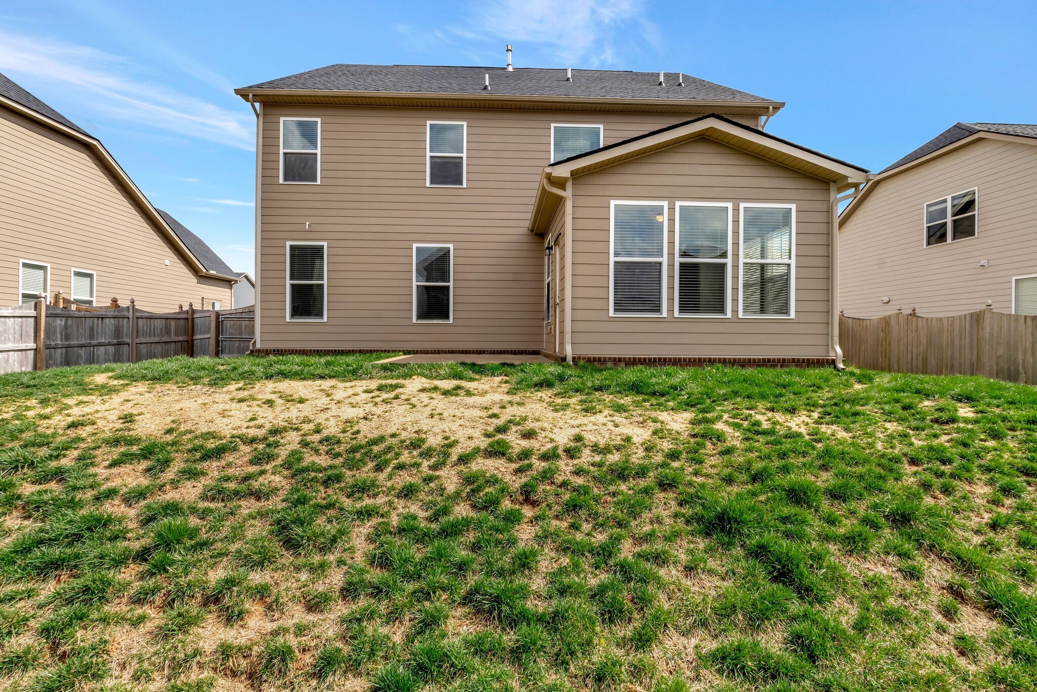 2871 Meadow Gln