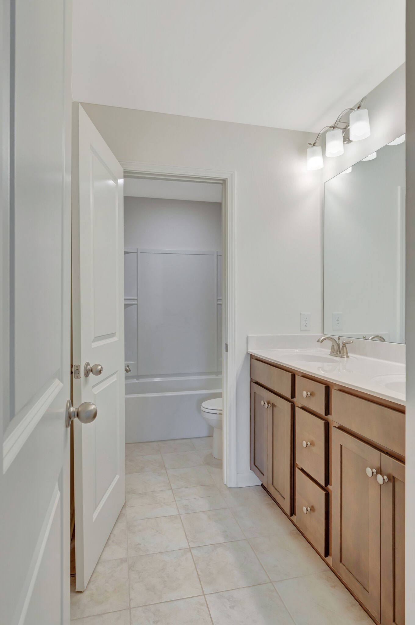 2871 Meadow Gln