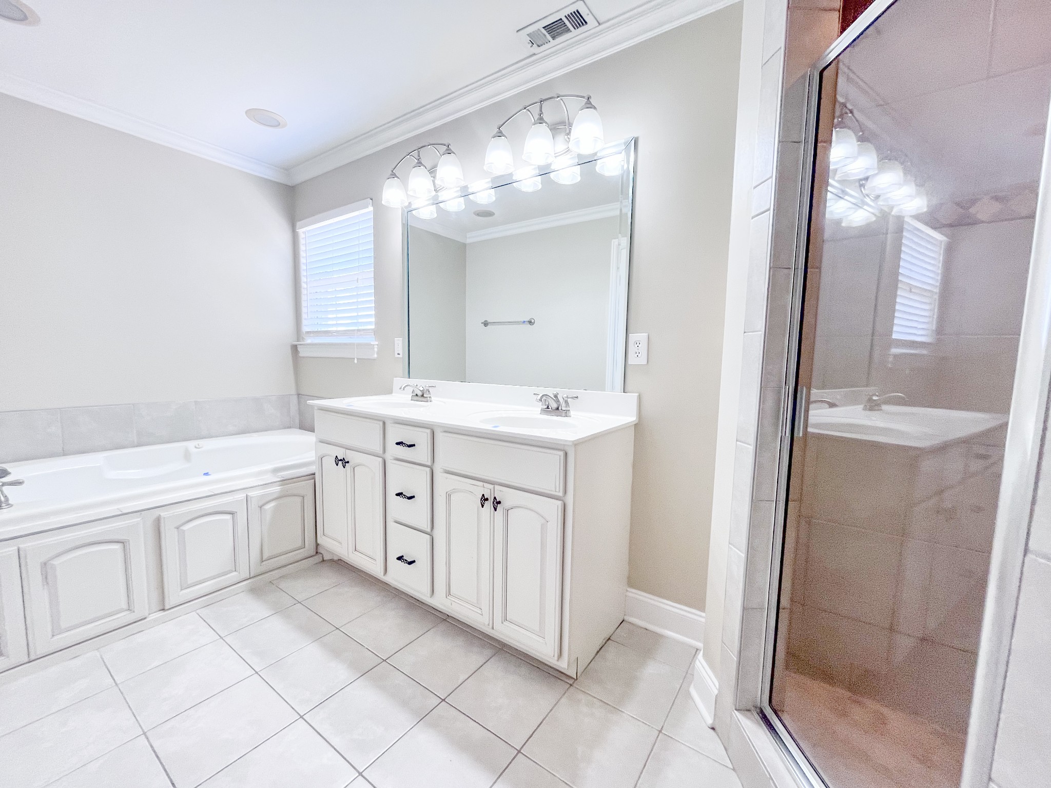 111 Cobblestone Ct