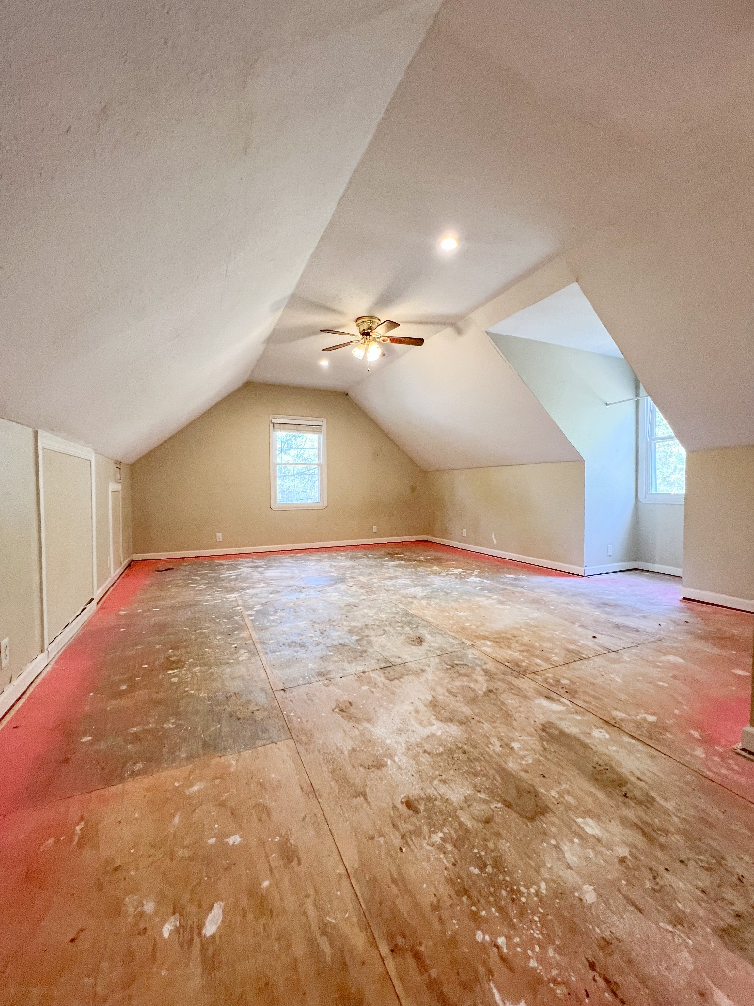8992 Big Oak Dr