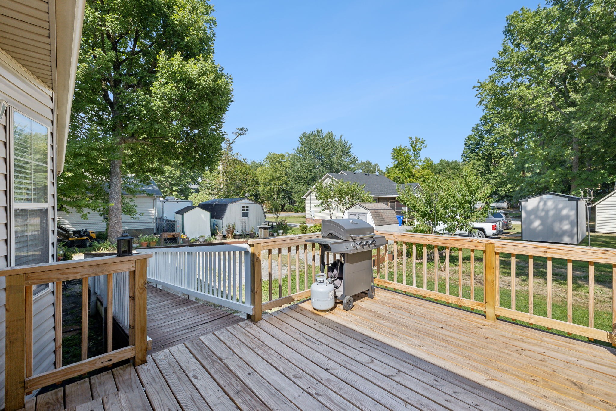 103 Northwoods Dr