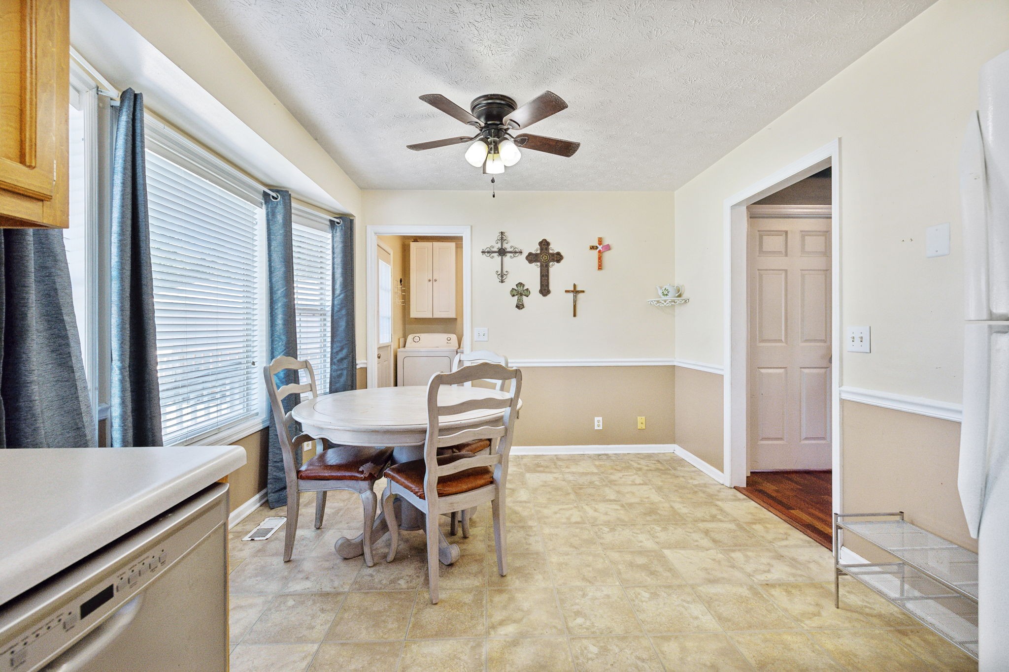 103 Northwoods Dr