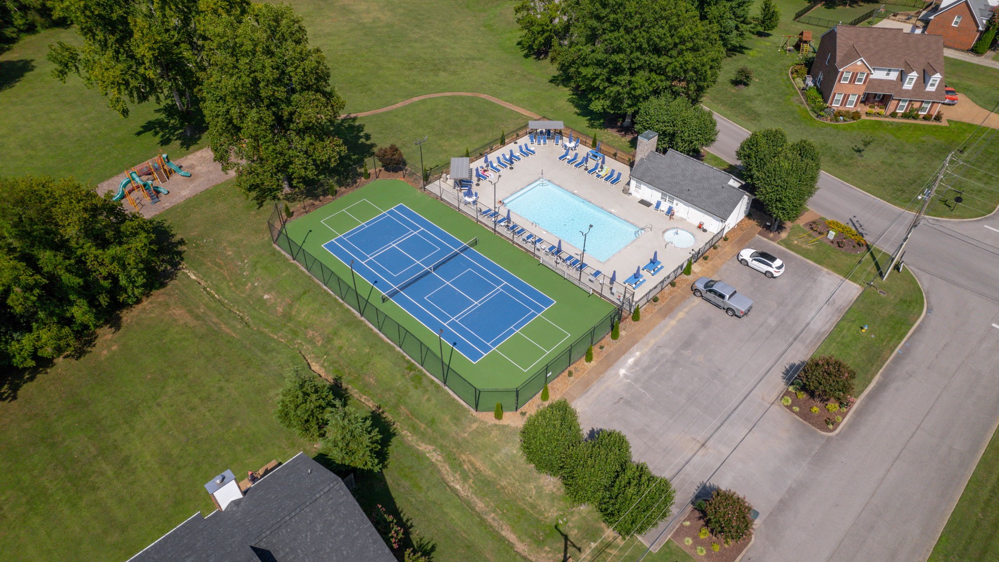 1605 Brookvalley Cir
