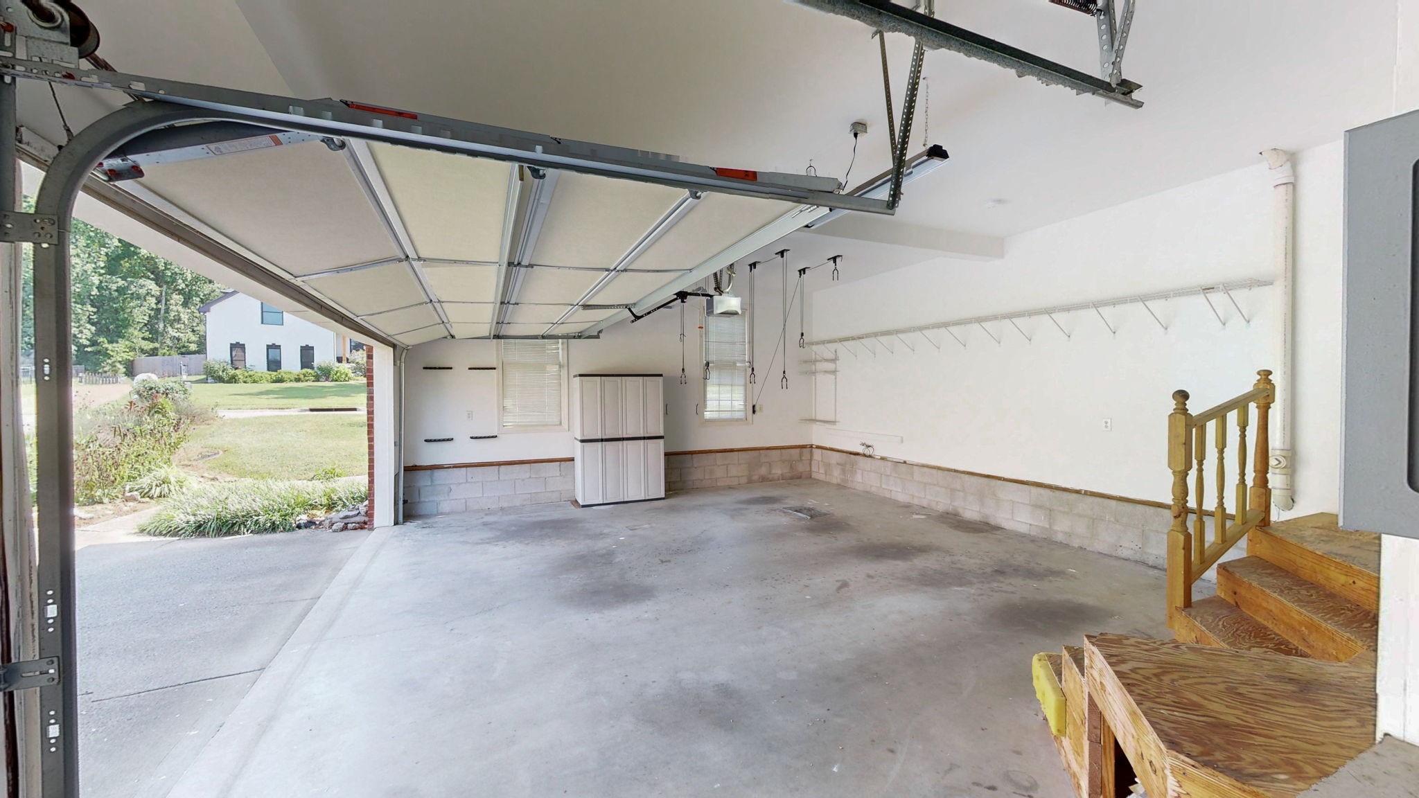 1605 Brookvalley Cir