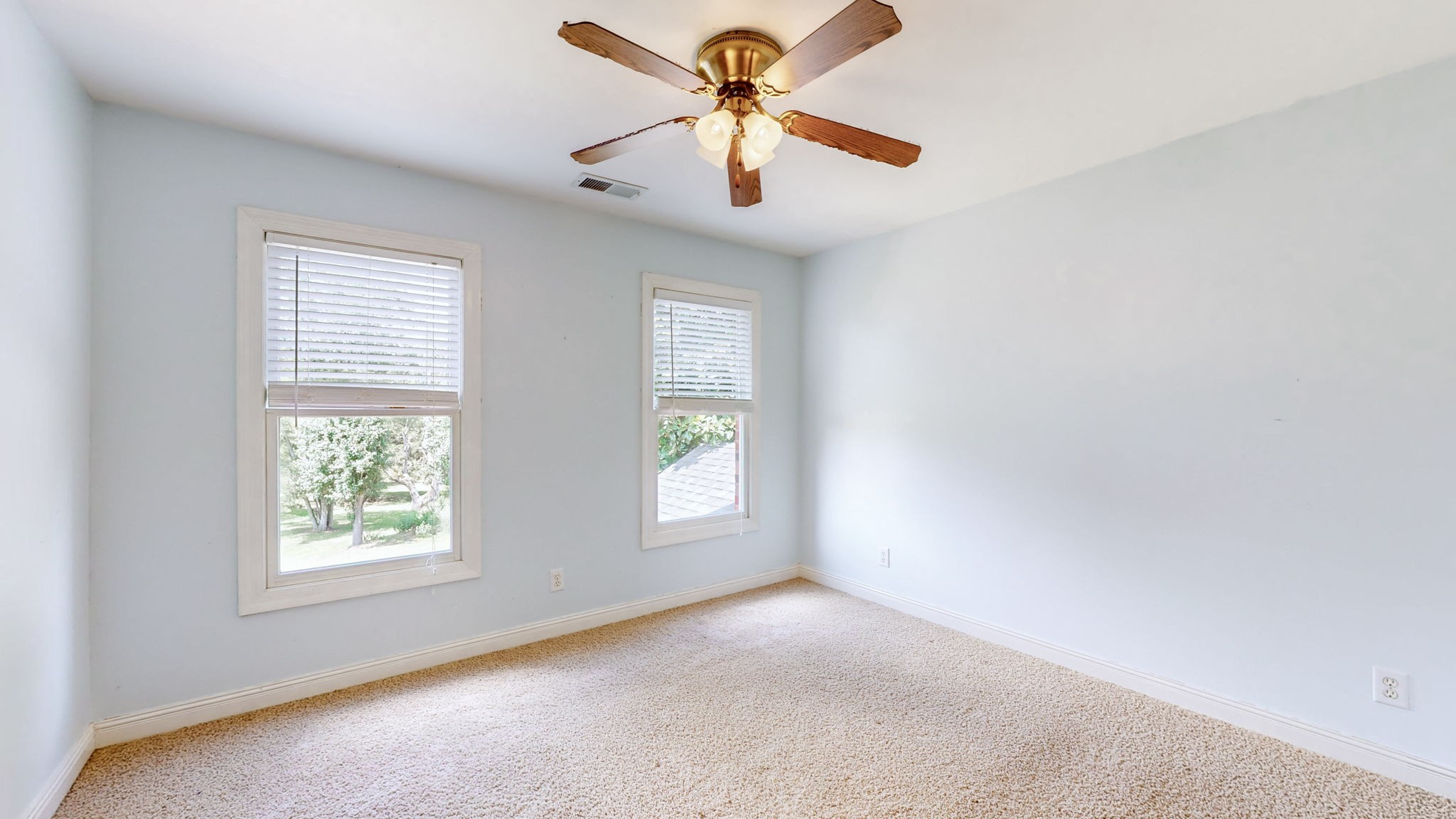 1605 Brookvalley Cir