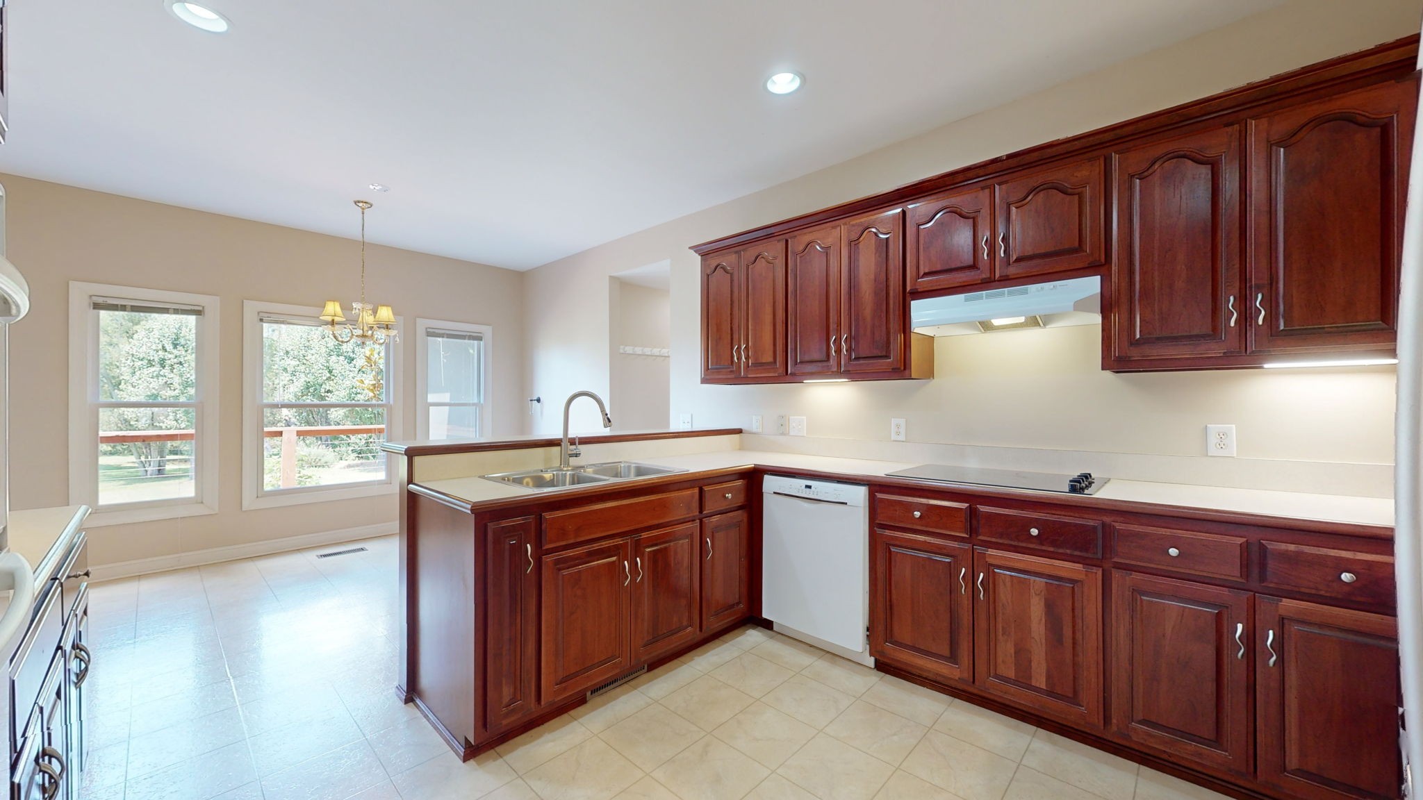 1605 Brookvalley Cir