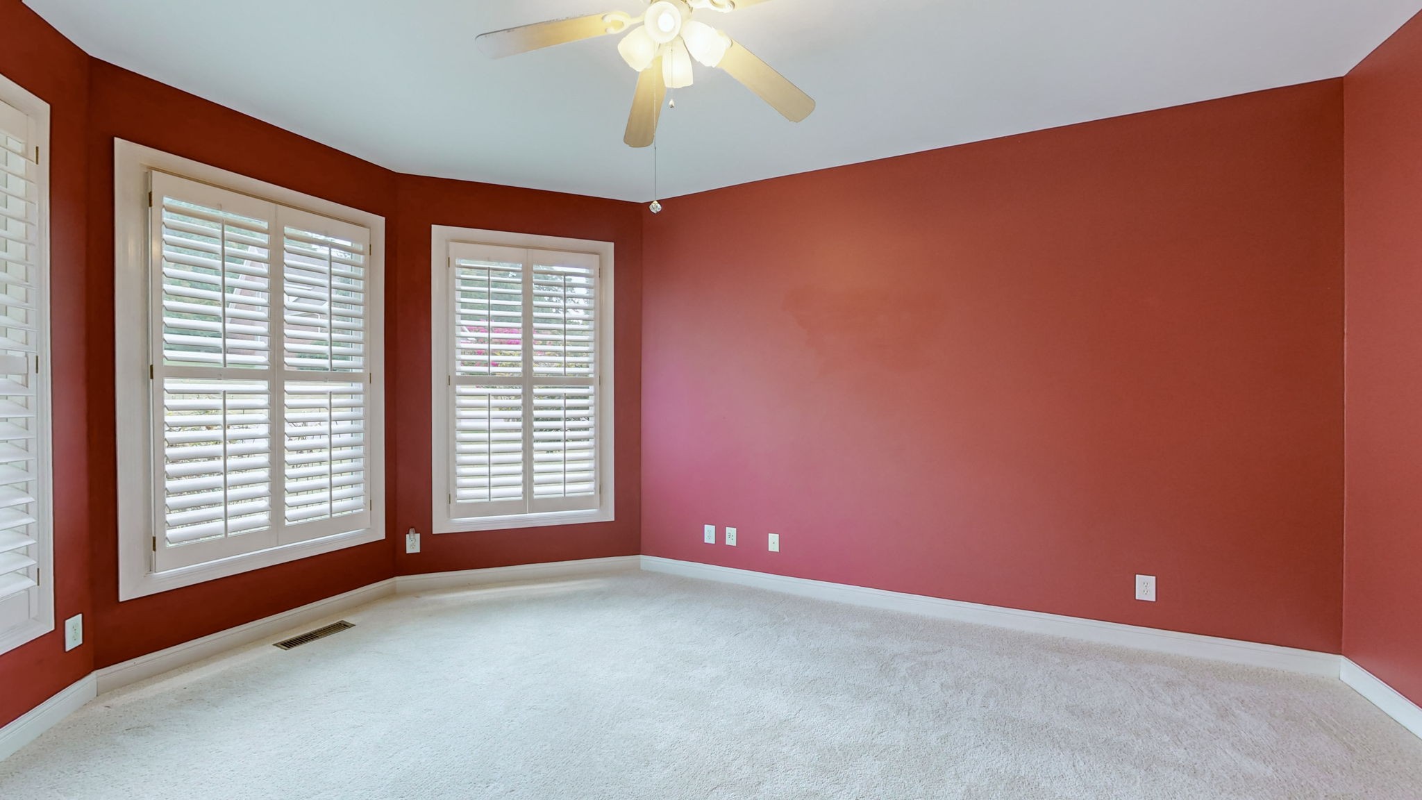 1605 Brookvalley Cir