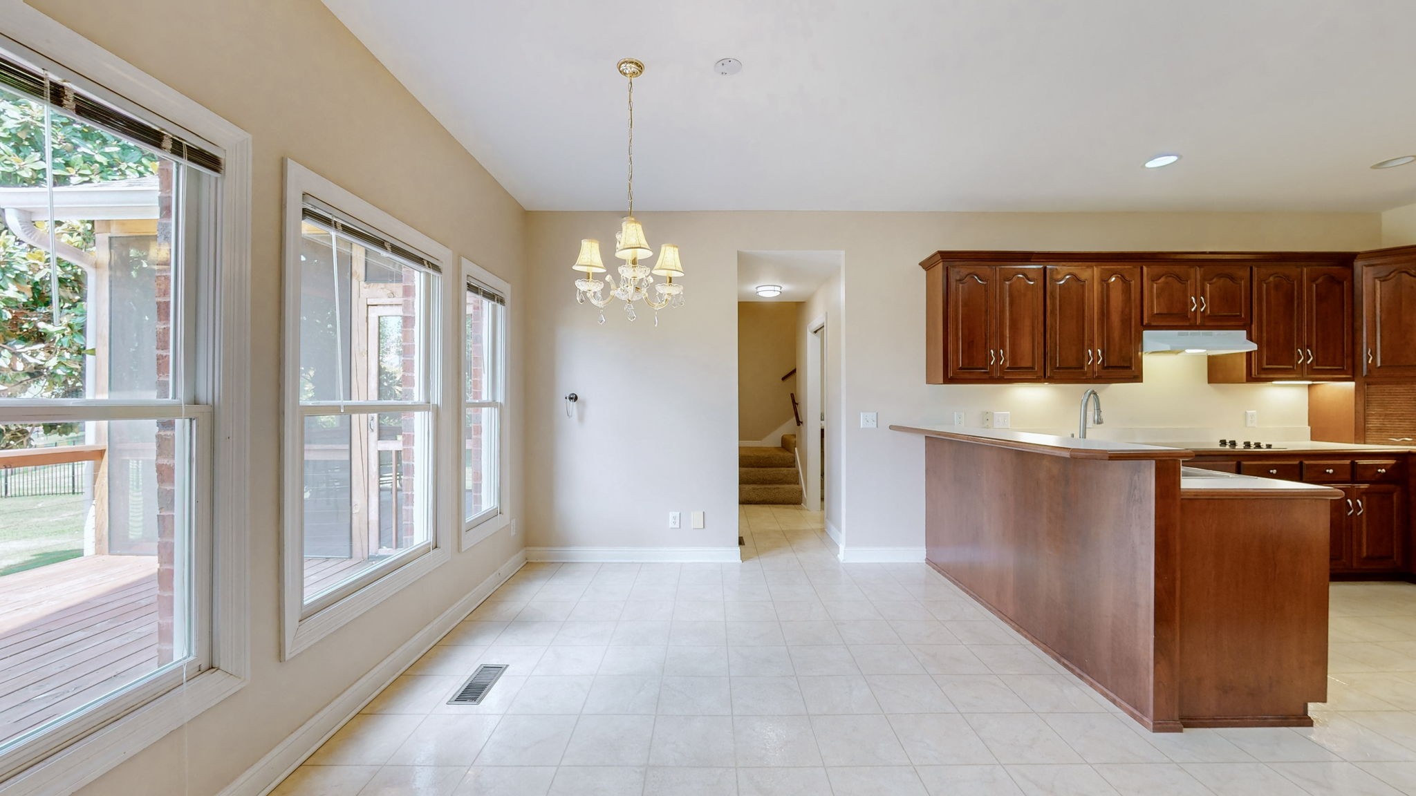 1605 Brookvalley Cir