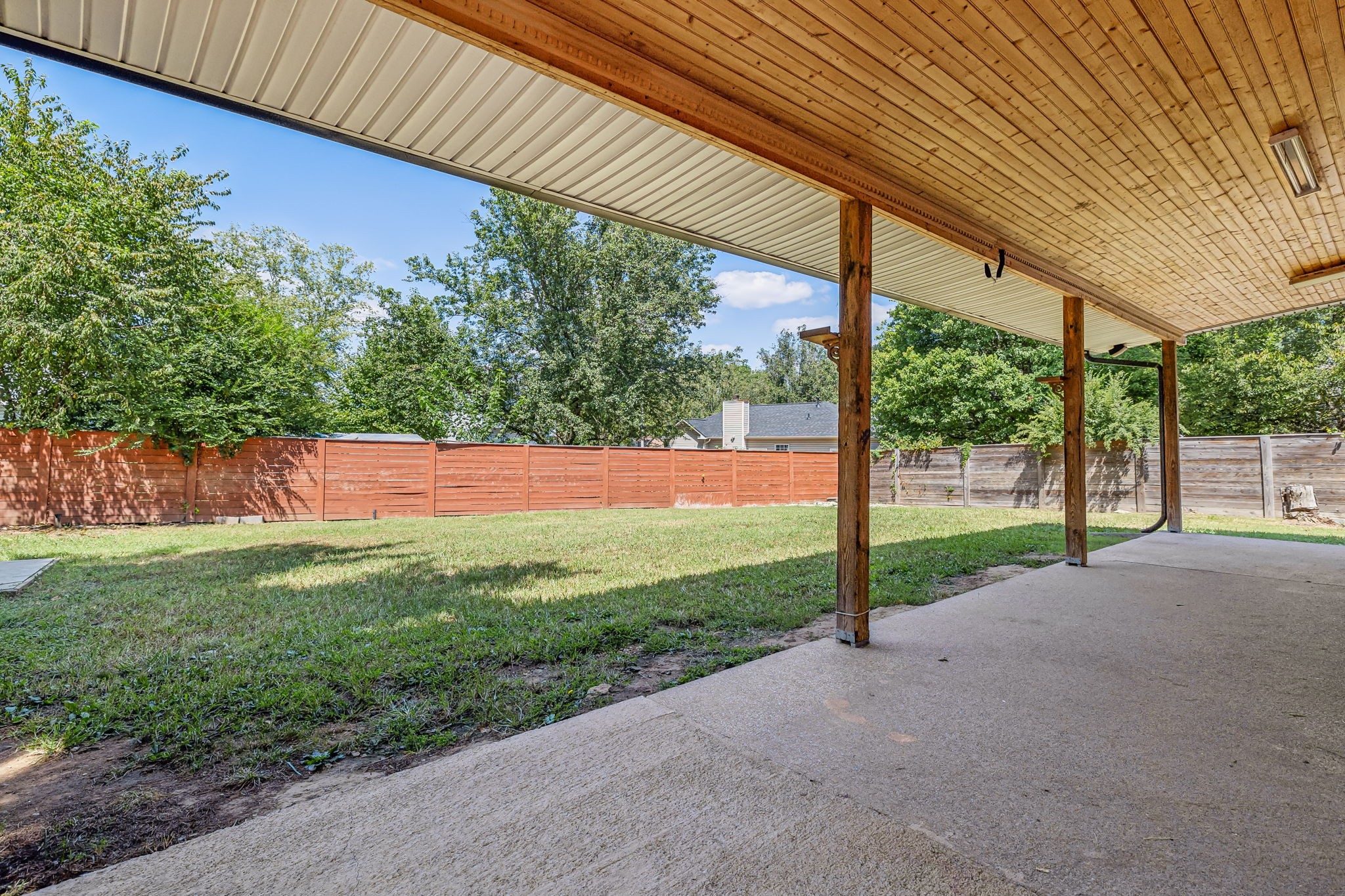 904 Split Oak Dr