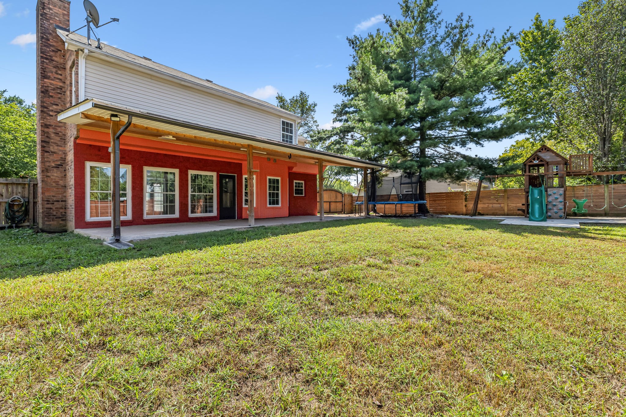 904 Split Oak Dr
