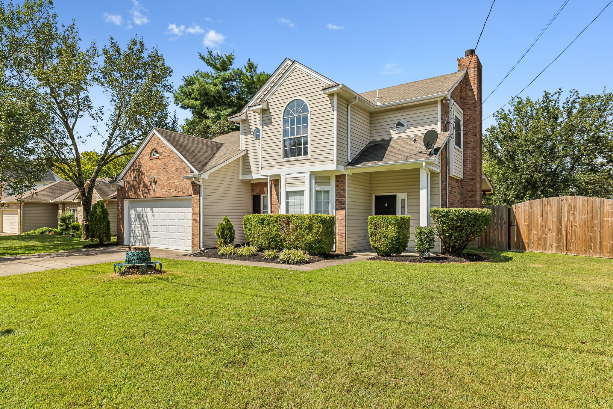 904 Split Oak Dr